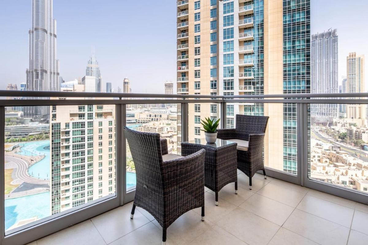 Frank Porter - The Residences