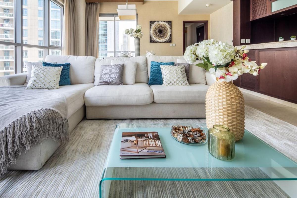 Frank Porter - The Residences