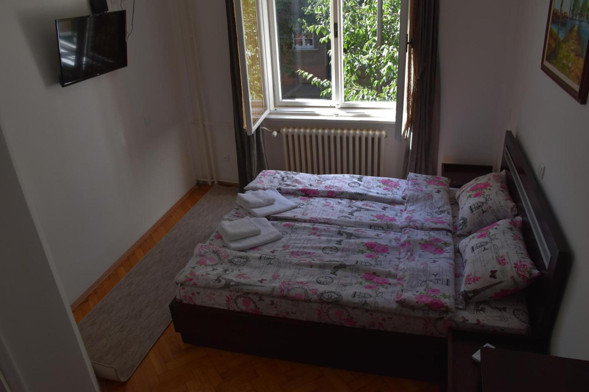 Photo 38