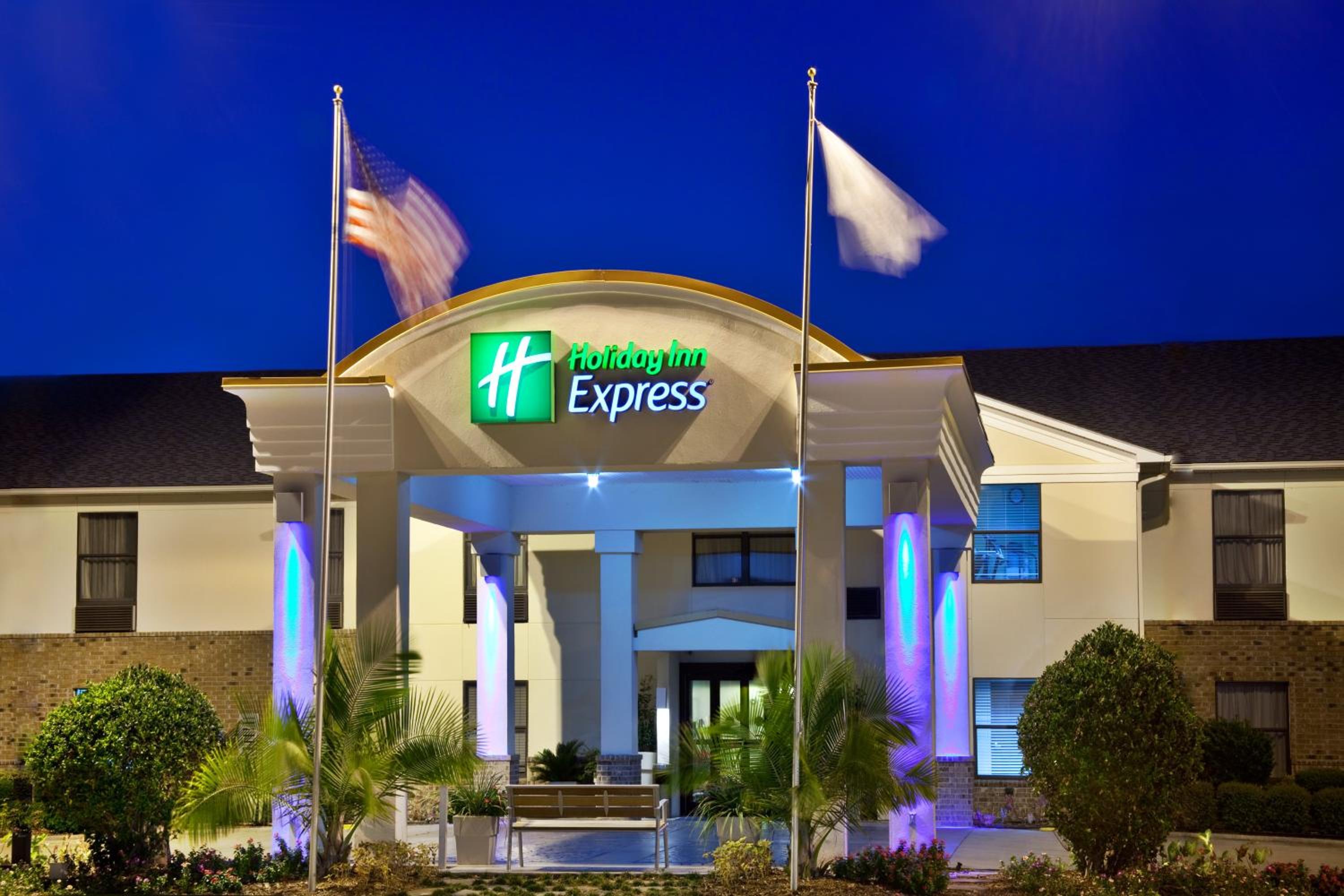 Hotel Holiday Inn Express Breaux Bridge/henderson By Ihg