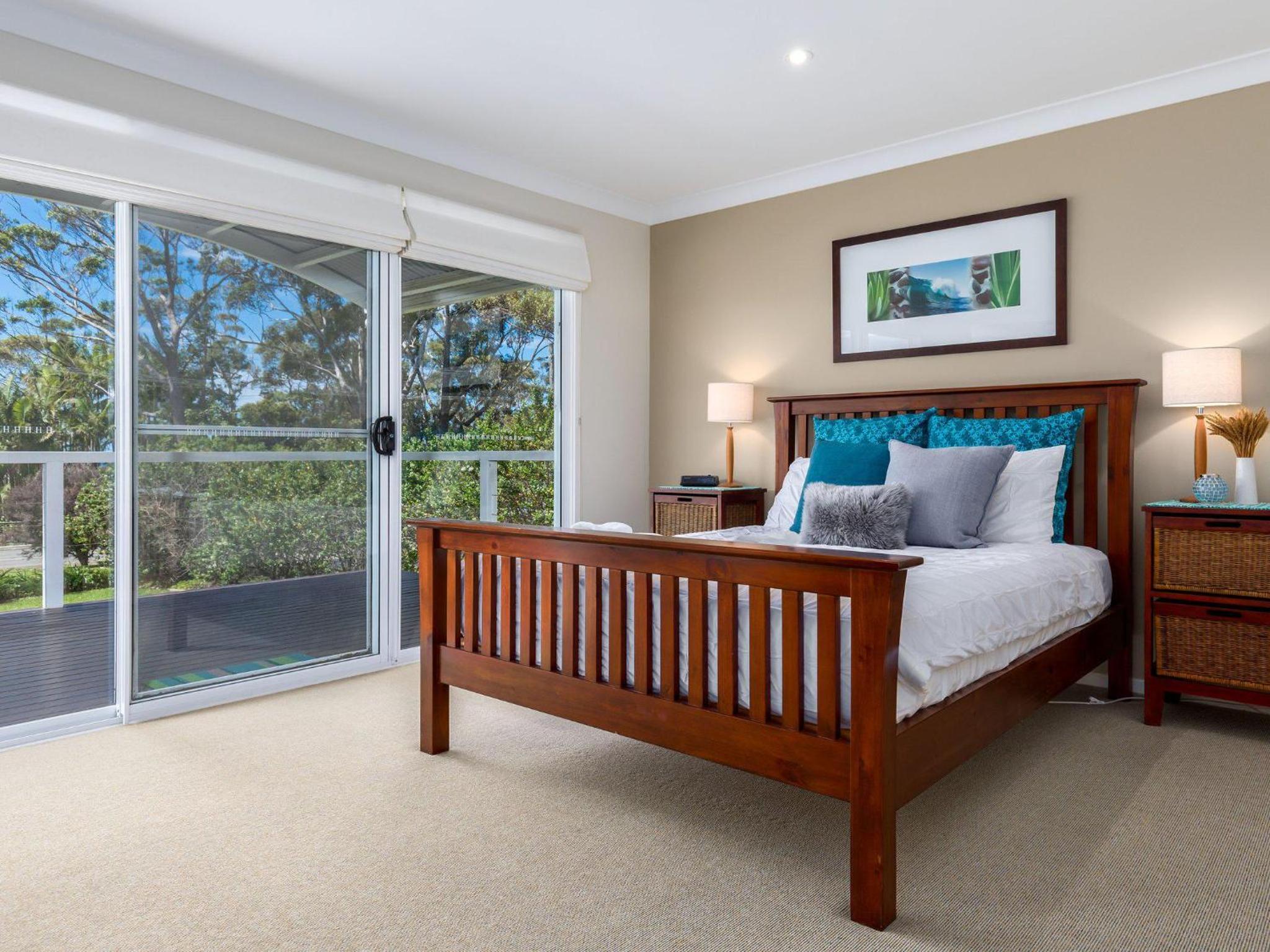 Akarana Beach House by Jervis Bay Rentals