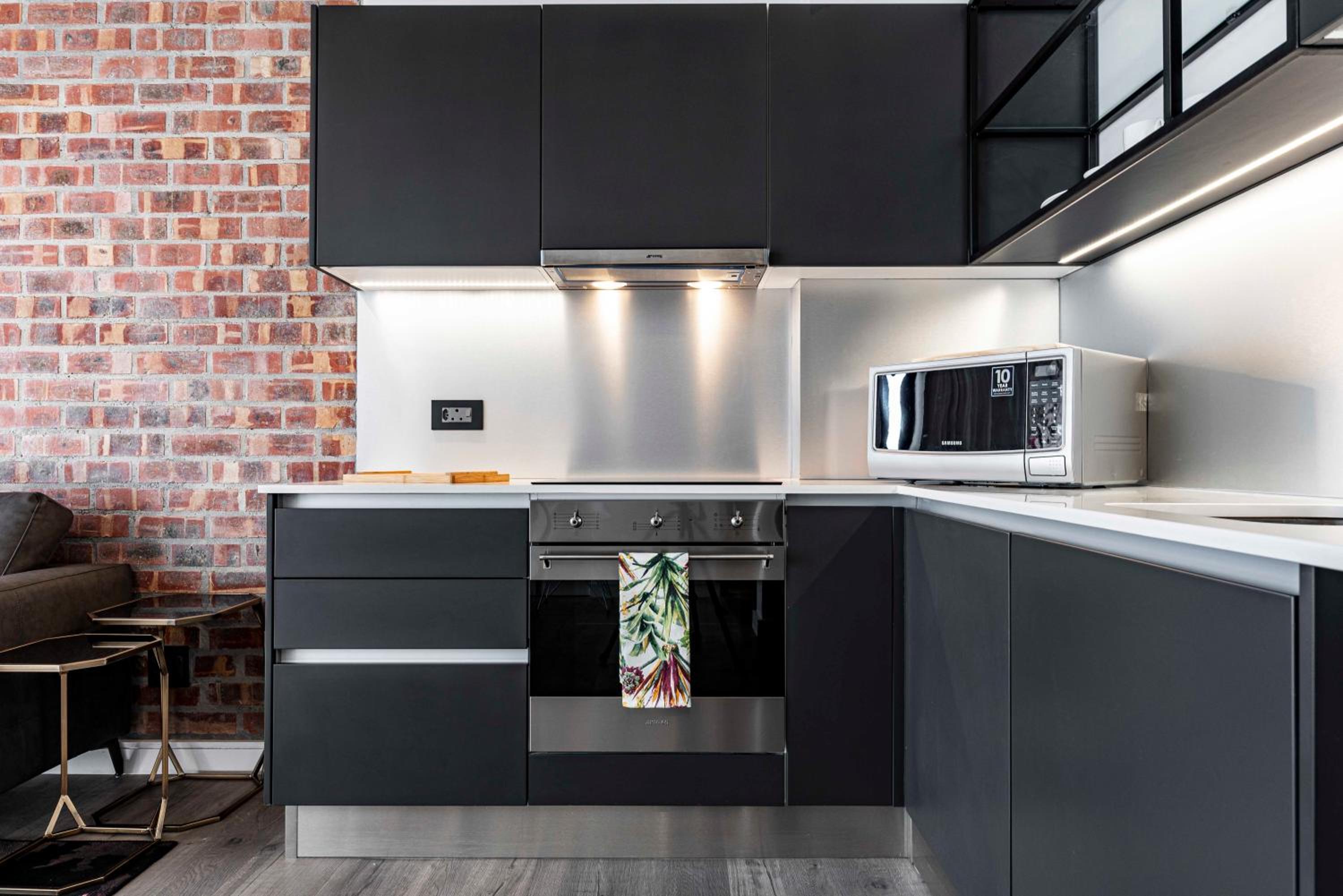 402 The Signature, De Waterkant view 3