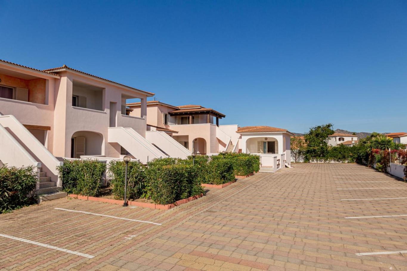 Residence Arcobaleno view 3