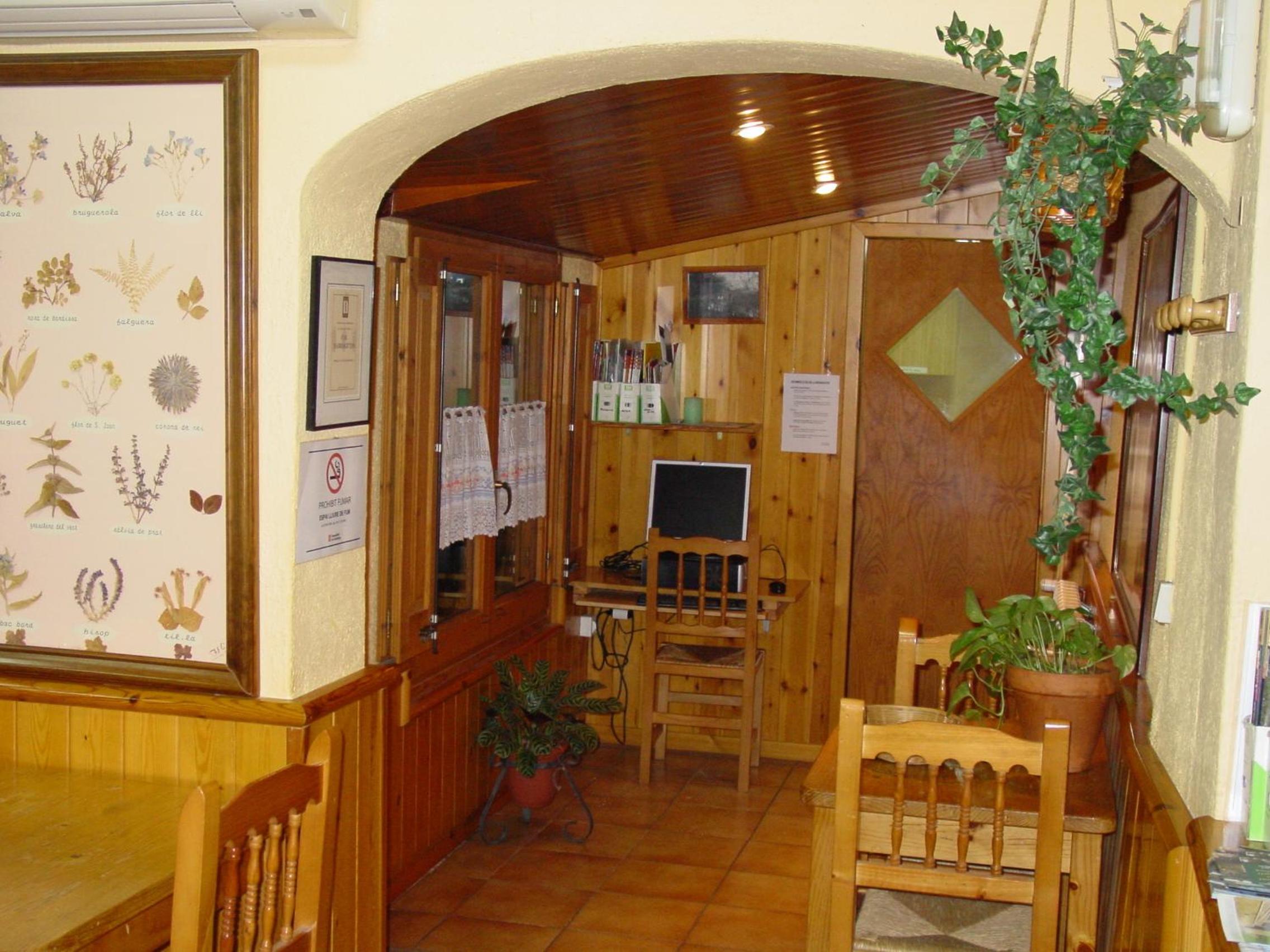 Photo 9