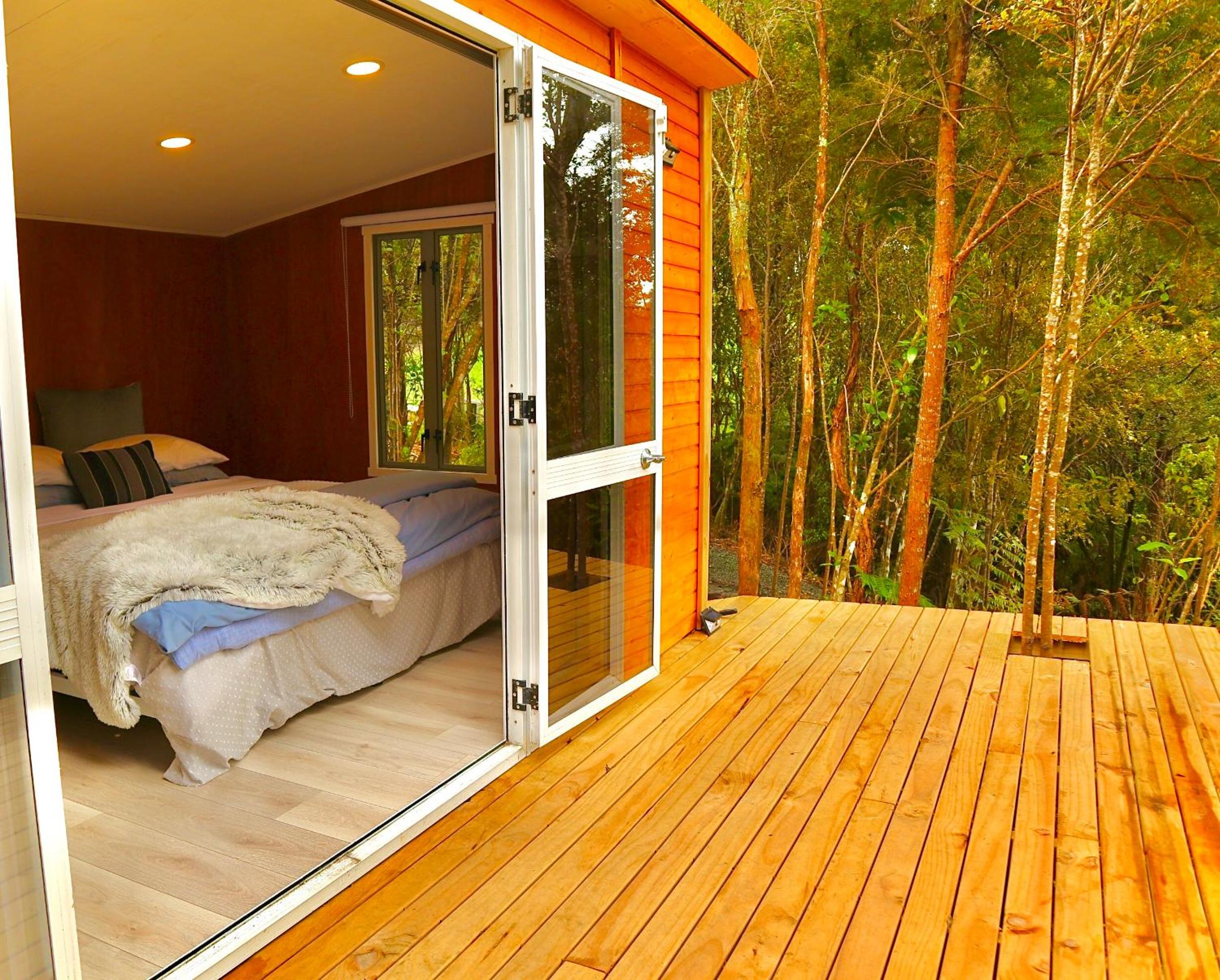 Fantail Bush Chalet and Hot Tub view 2