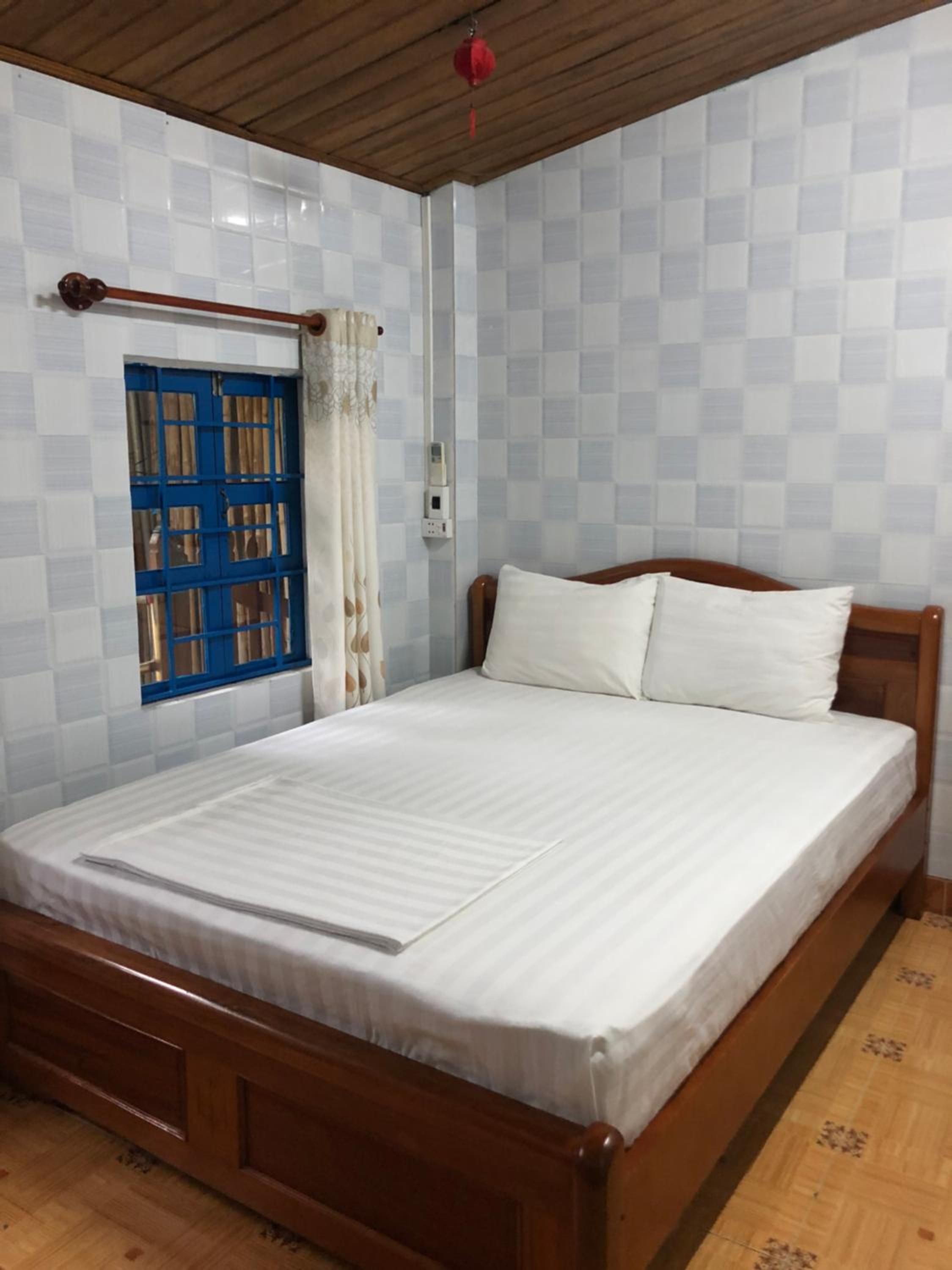 Nha Lan Homestay
