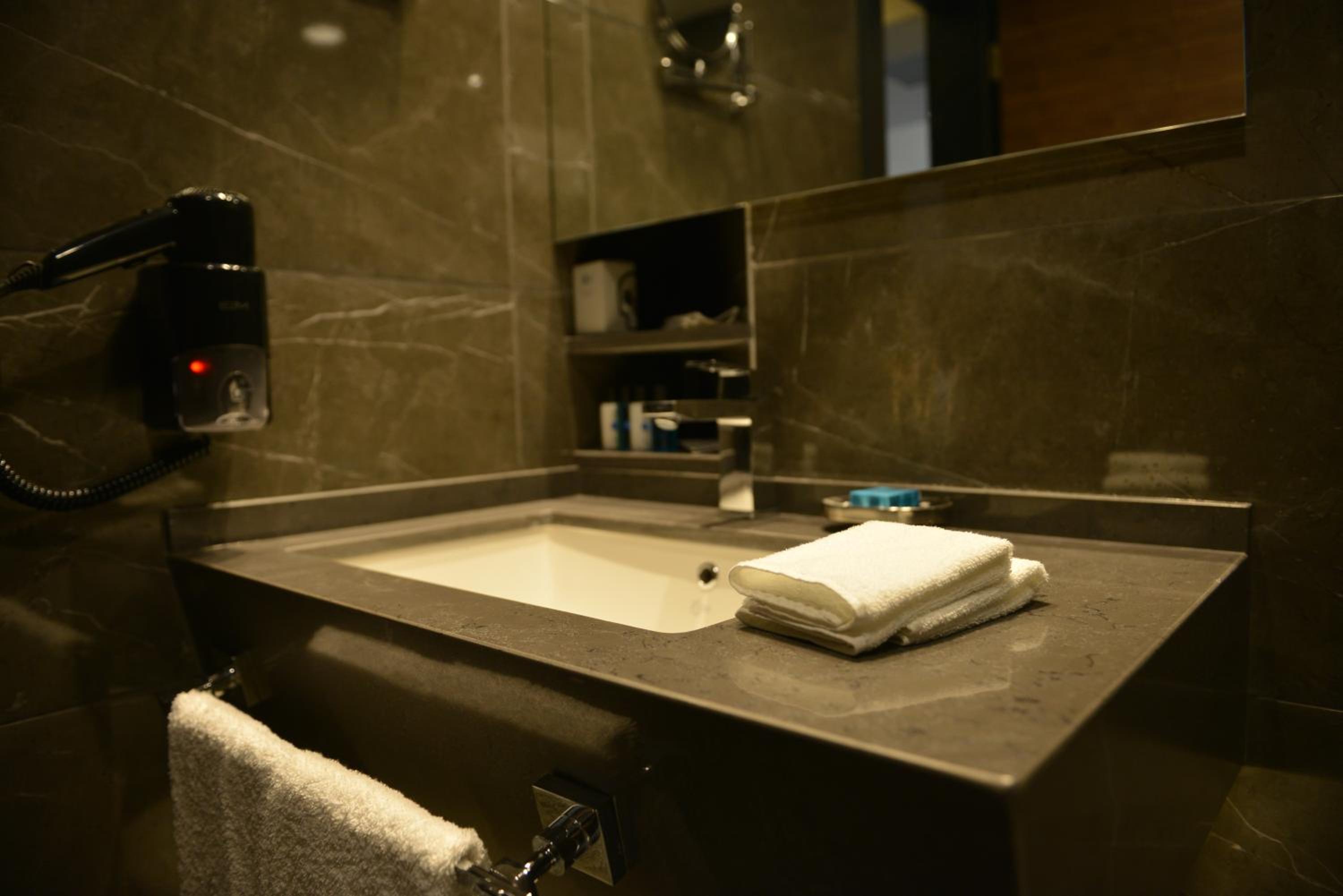Hay Hotel Alsancak - Image 52