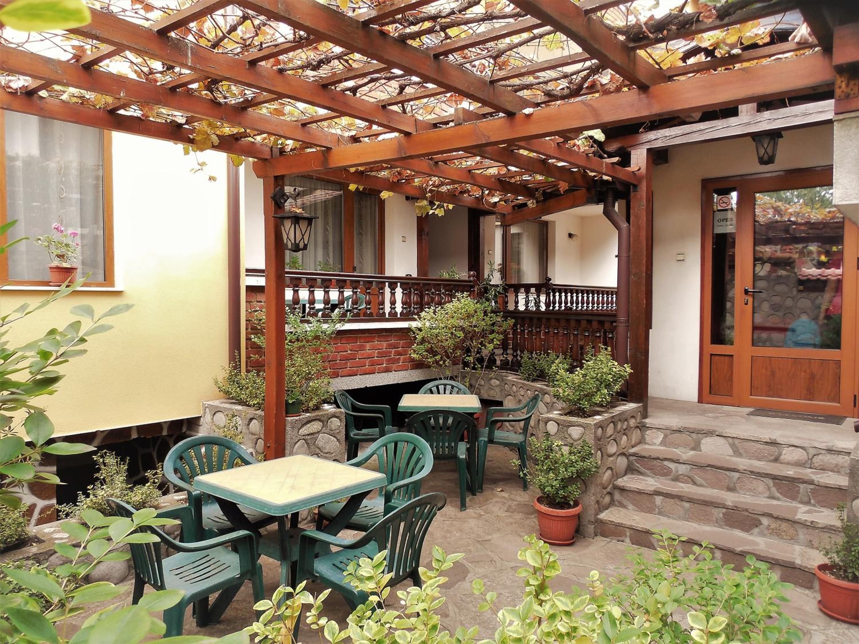 Boyadjiyski Guest House