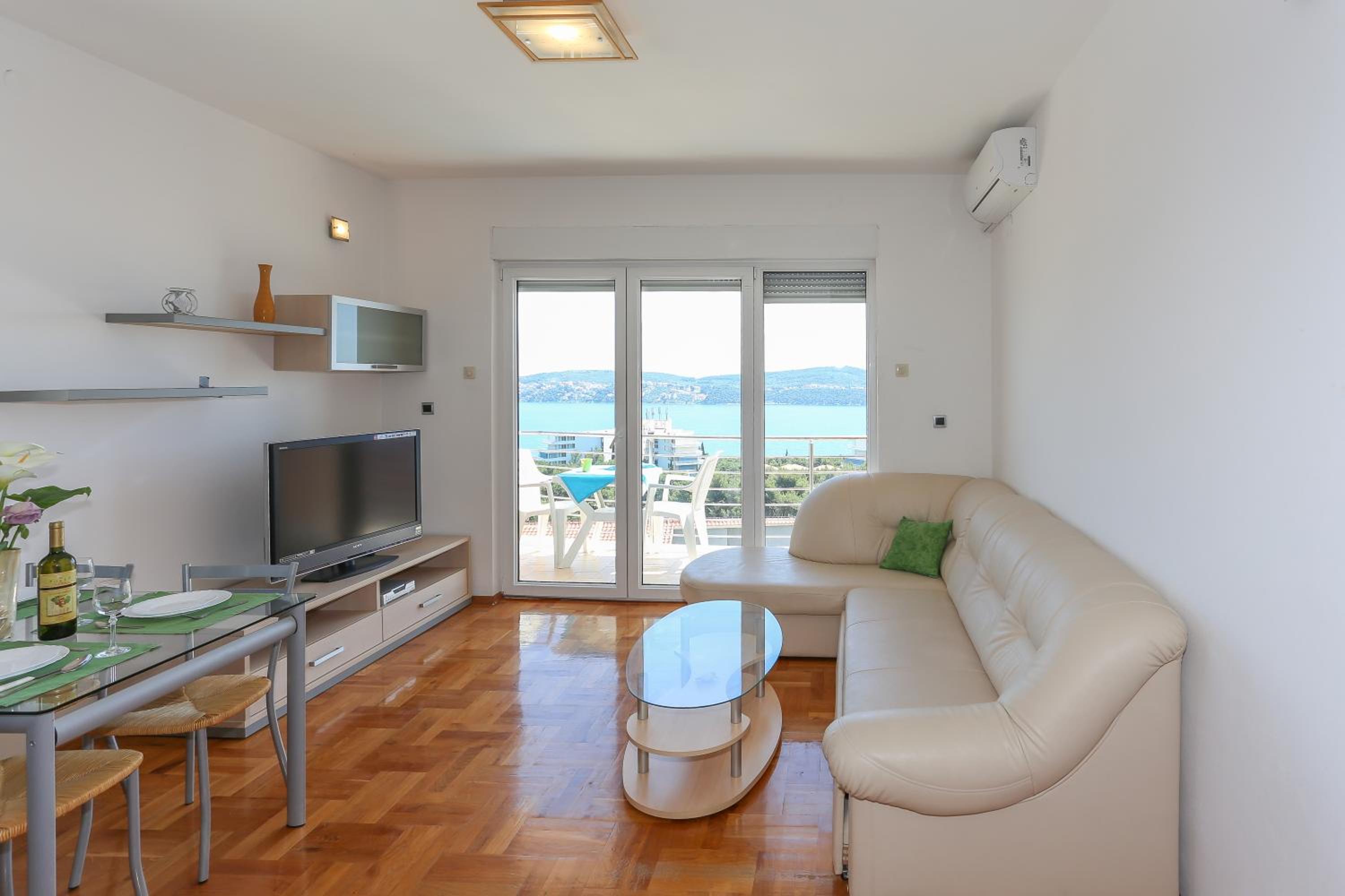 Villa Luciana view 3