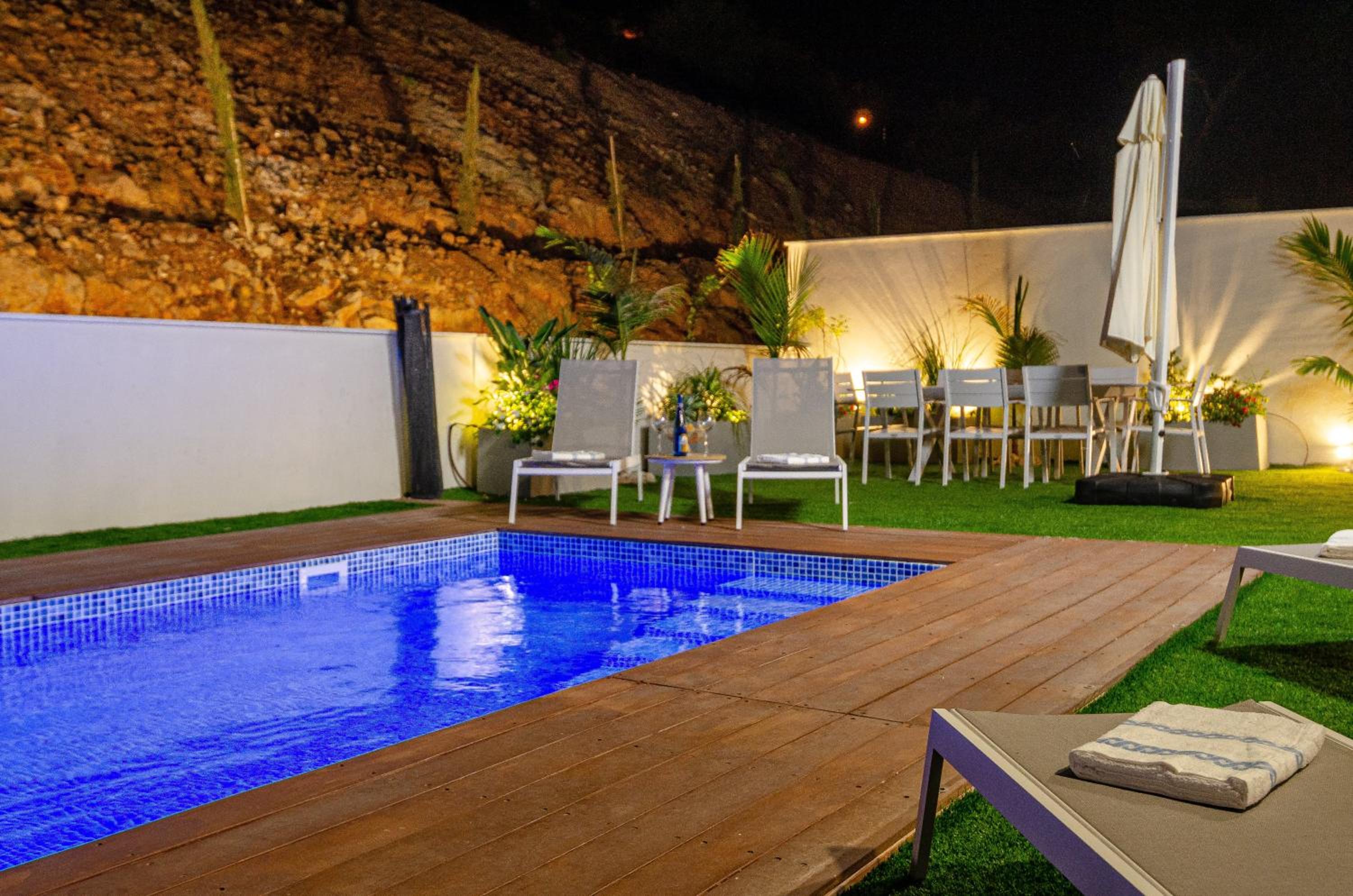 חופש יהונתן-סוויטת גן עם בריכה פרטית 1 Hofesh Yehonatan Michelangelo Garden pool view 3