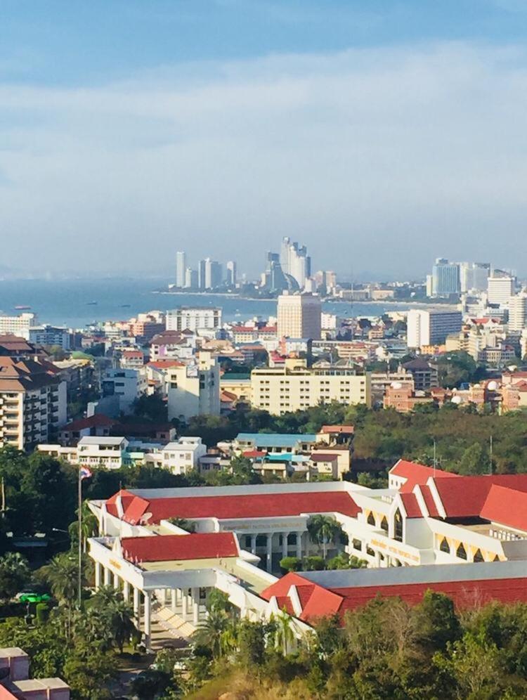 2-bedroom apartment in Jomtien view 3