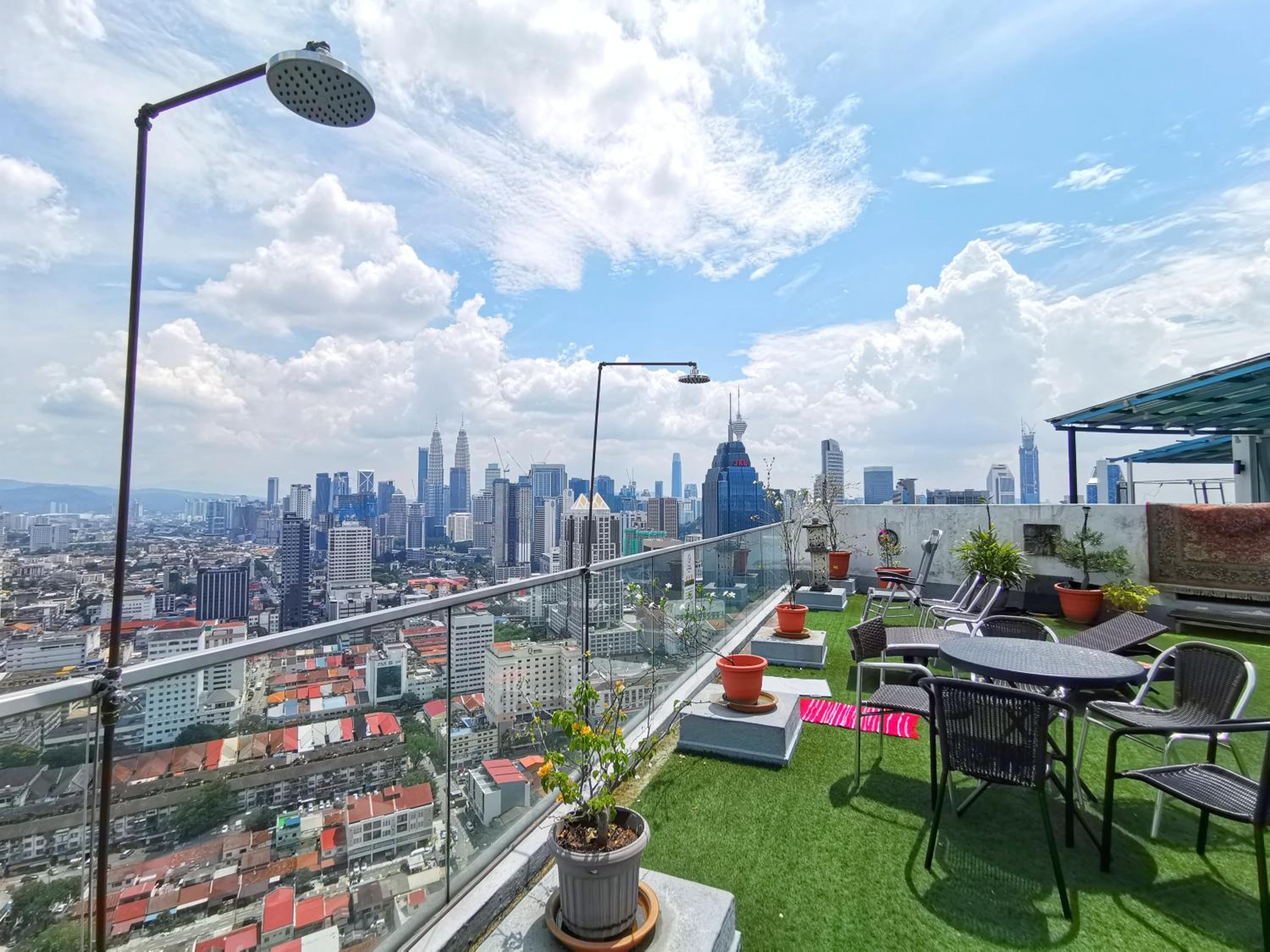 Penthouse on 34 - The Highest Unit and Best Views in Regalia & Private Rooftop Terrace