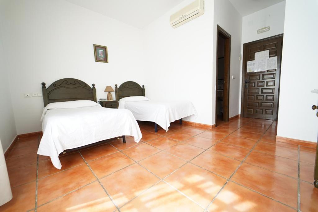 Hostal LA DEHESA DEL VALLE PEDROCHES