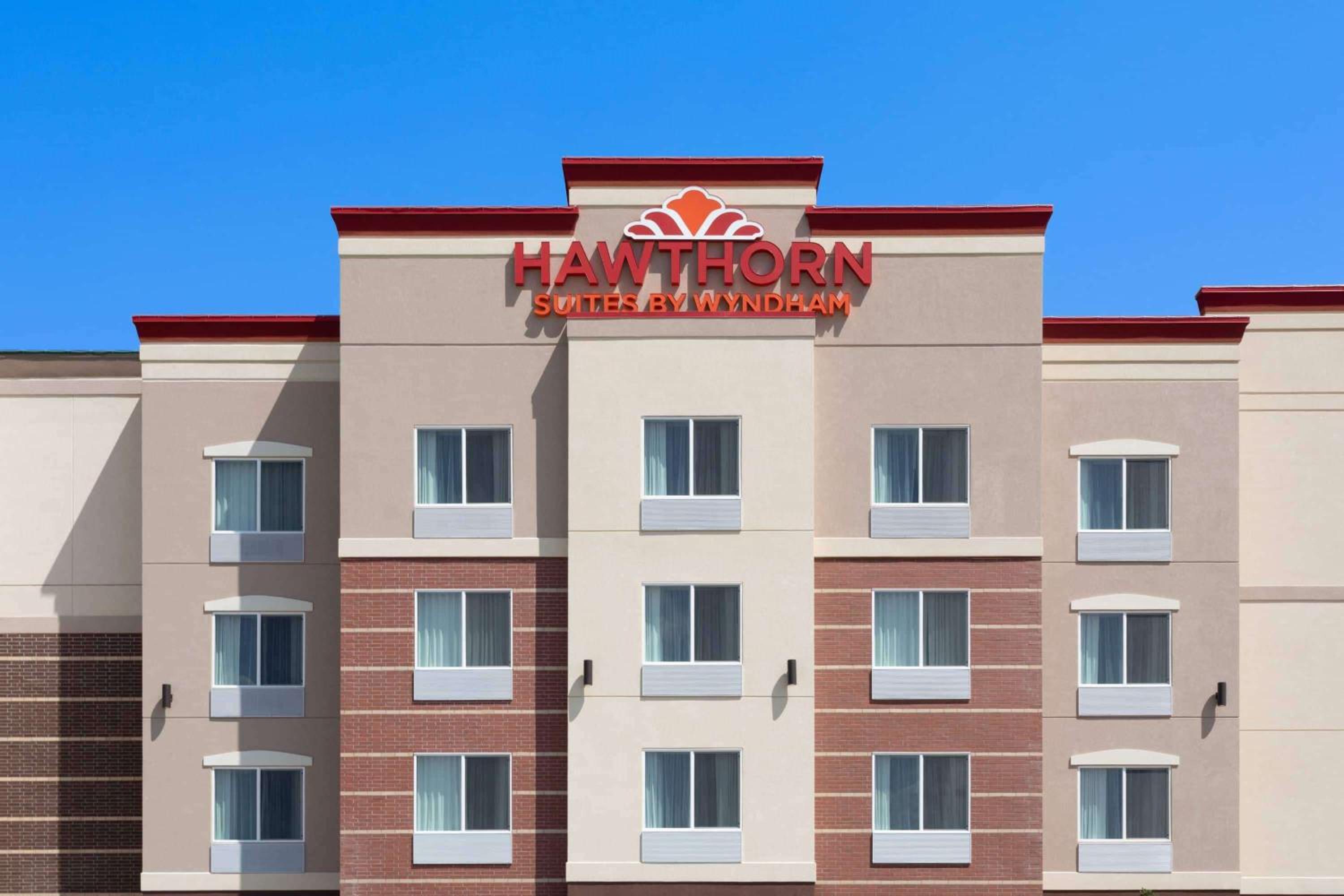 Hotel Hawthorn Extended Stay by Wyndham Loveland - Image 1