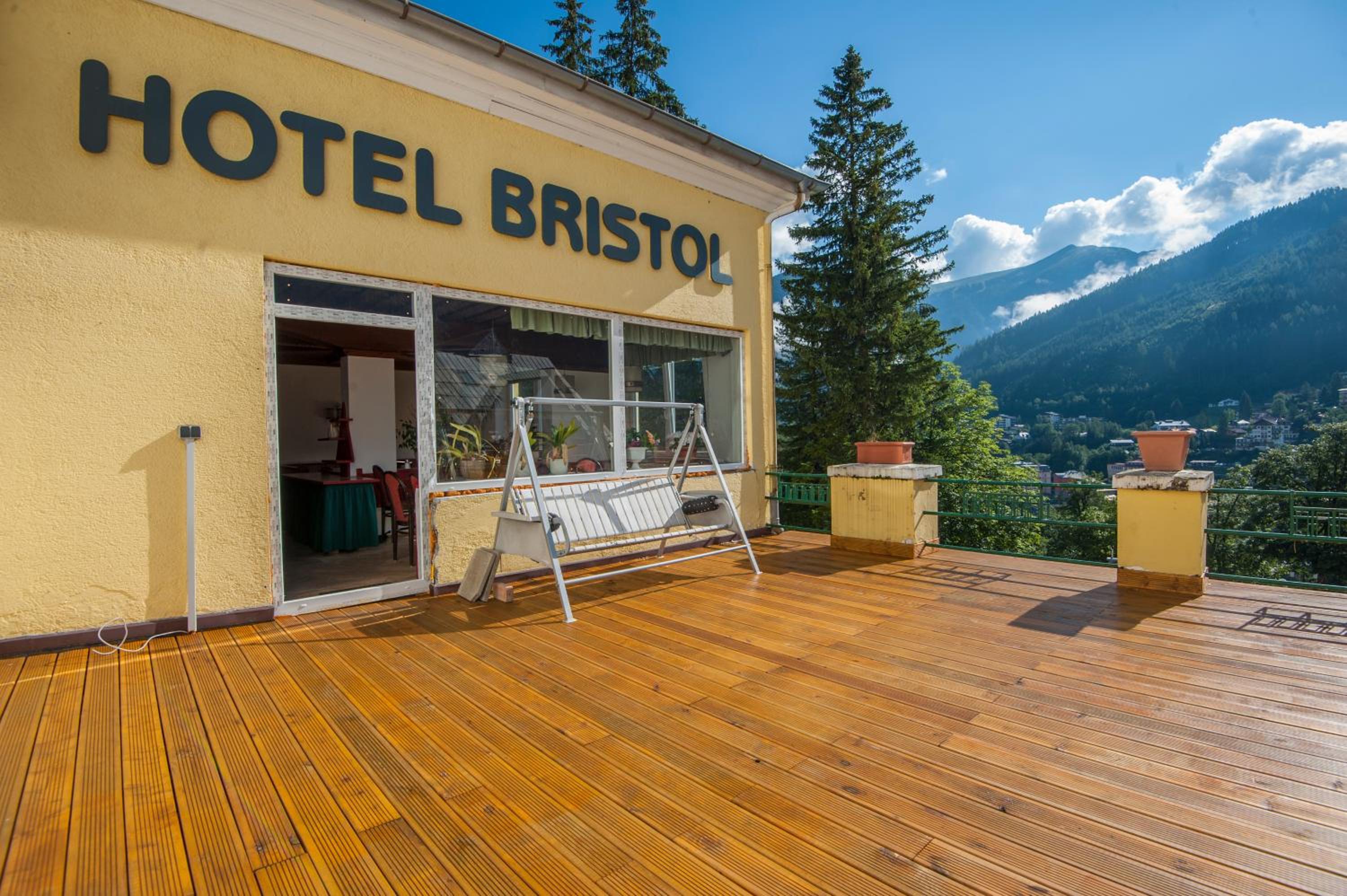 Hotel Bristol