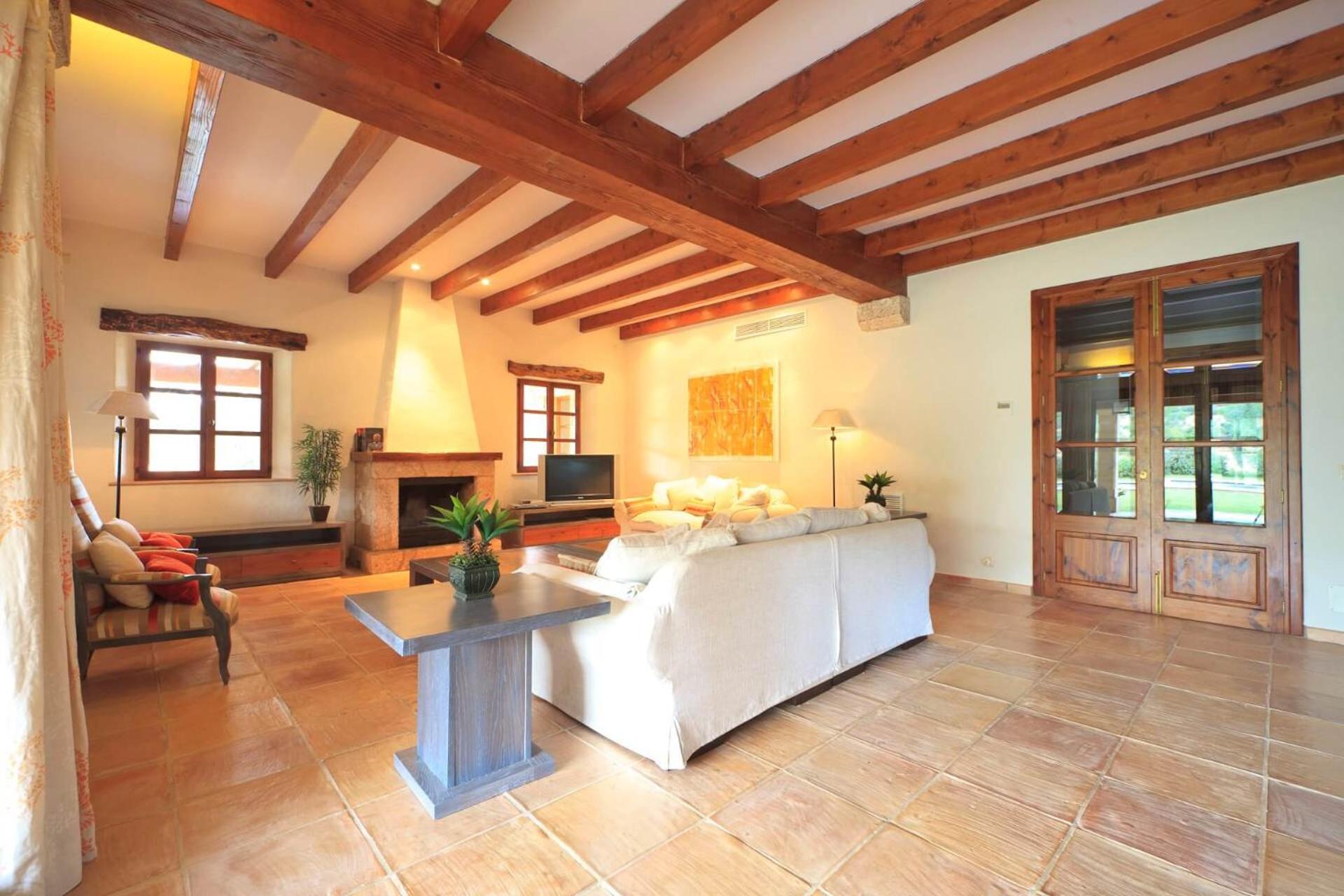 Villa Son Ferragut de Baix by Sealand Villas view 4