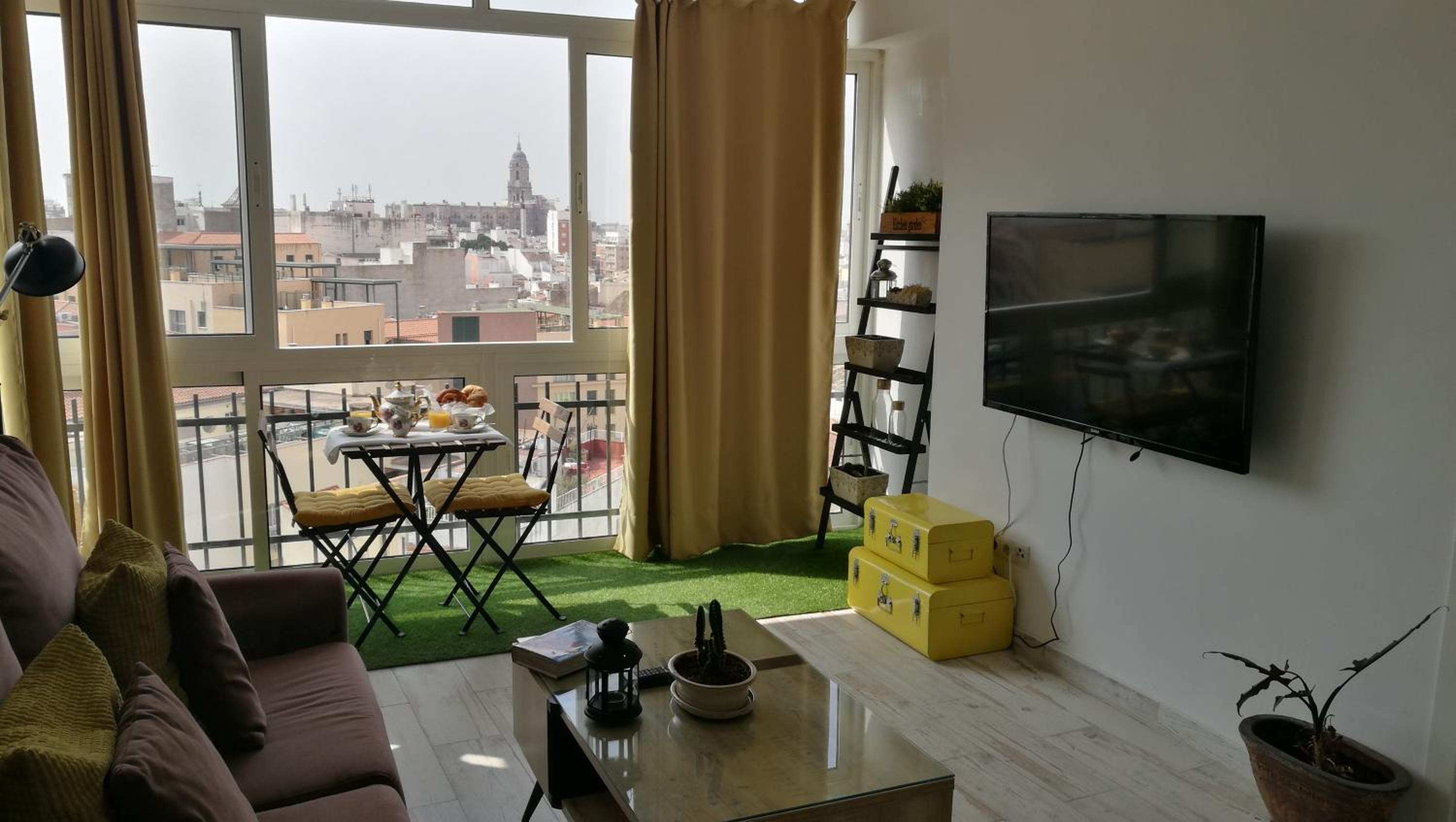 Atico deluxe en el centro by Lets Malaga