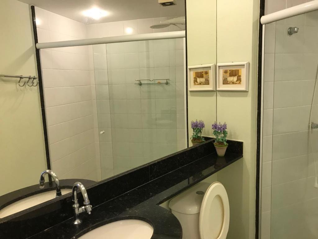 Angra dos Reis - Apartamentos com Vista para o mar OU para piscina Condomínio Porto Bali