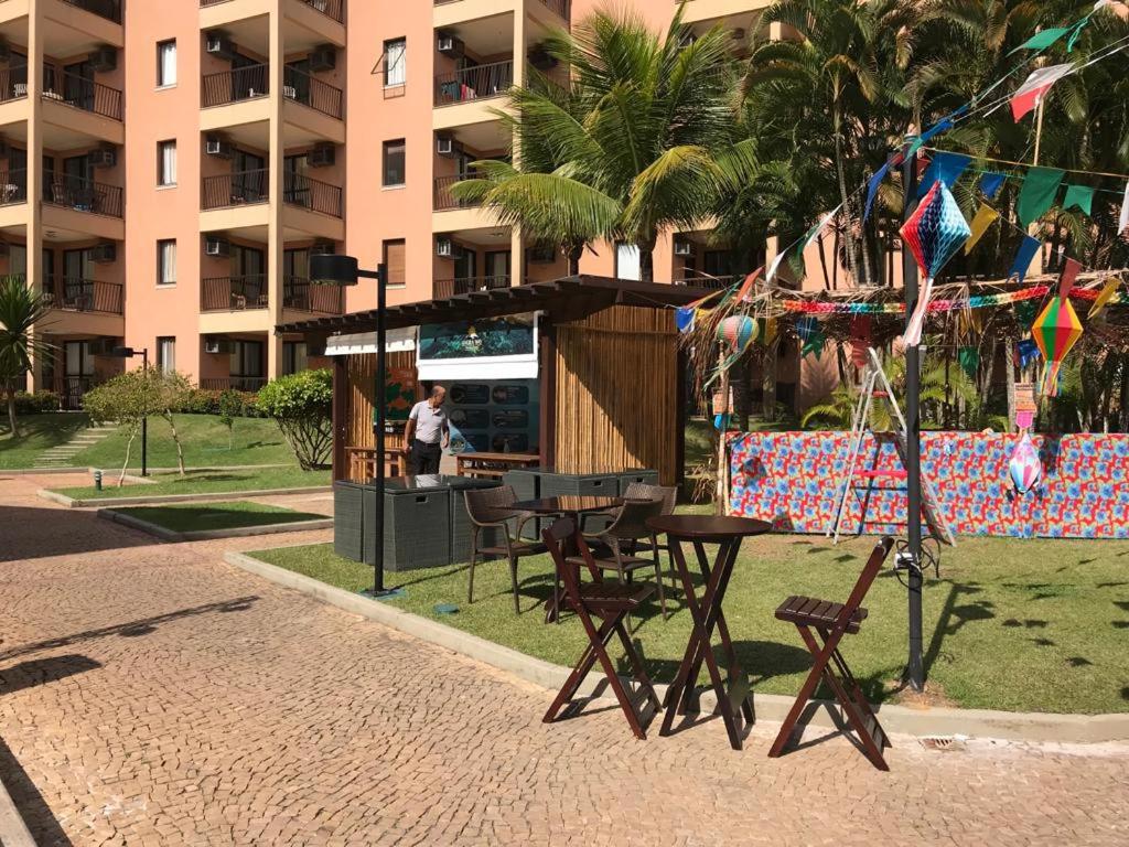 Angra dos Reis - Apartamentos com Vista para o mar OU para piscina Condomínio Porto Bali