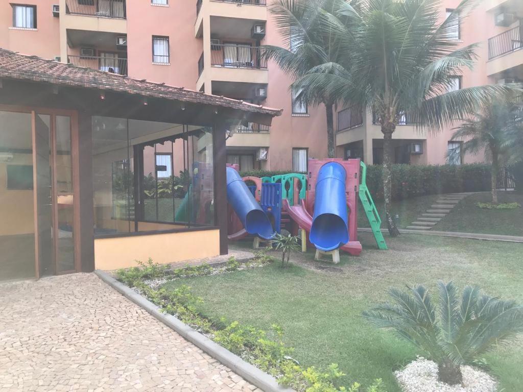Angra dos Reis - Apartamentos com Vista para o mar OU para piscina Condomínio Porto Bali