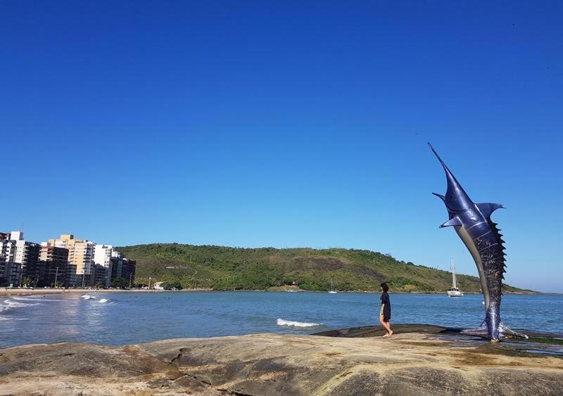 Praia do Morro - Guarapari - Apto 2 Quartos com Internet - Piscina - Ar Split - Edifício Gil Nogueira