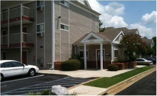 Hotel InTown Suites Extended Stay Select Montgomery AL - Image 1