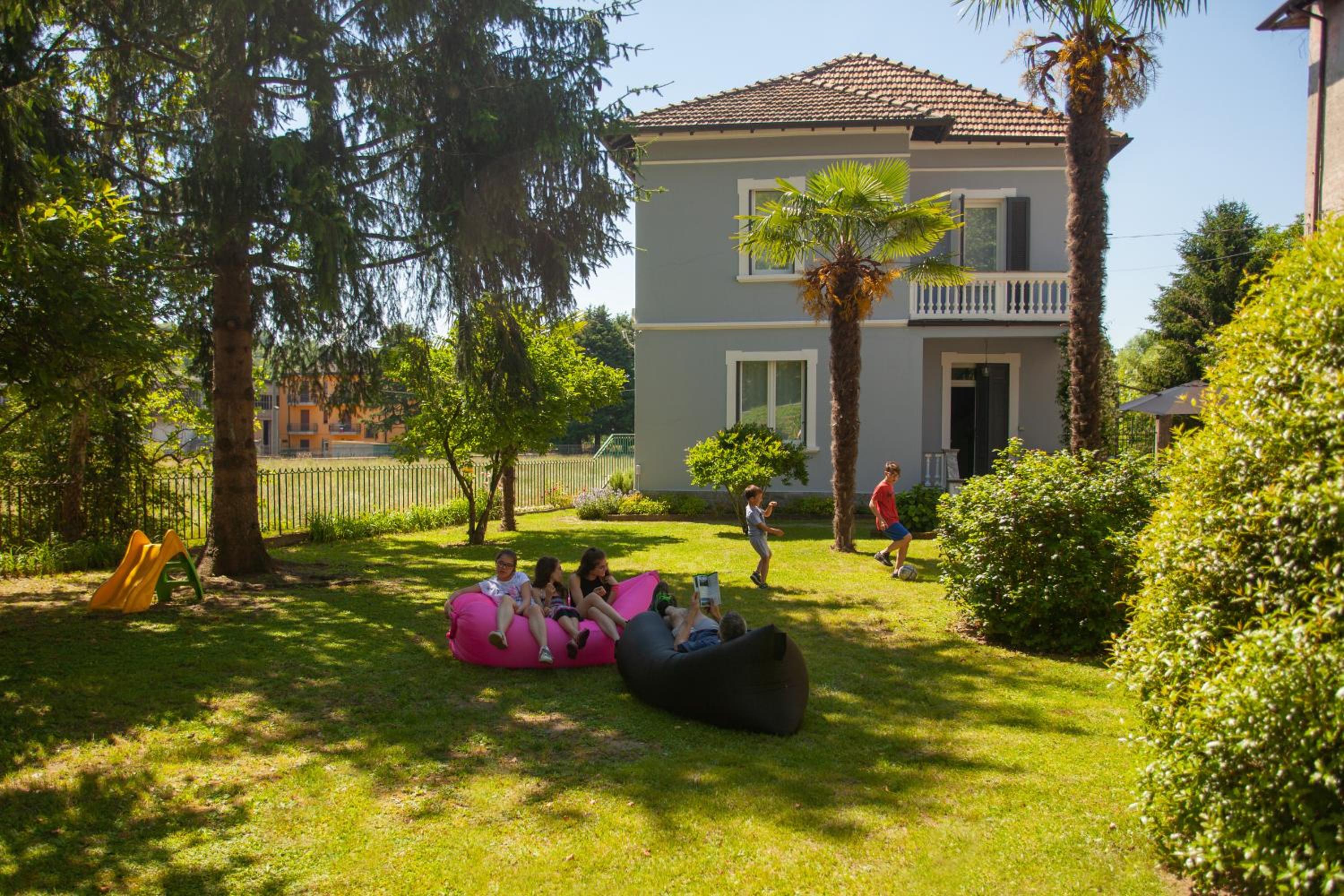 Photo 12