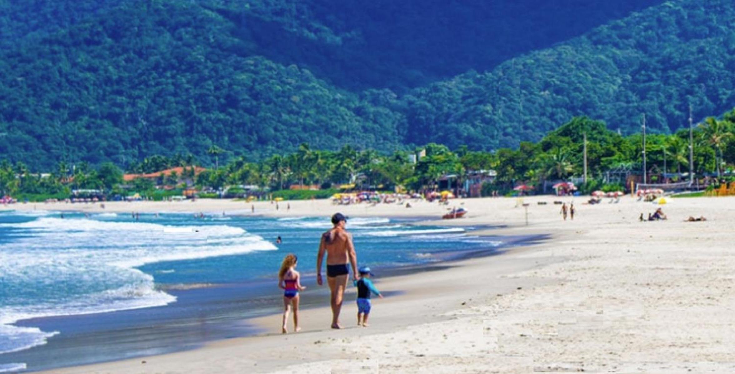 Casa a uma quadra da praia Maresias