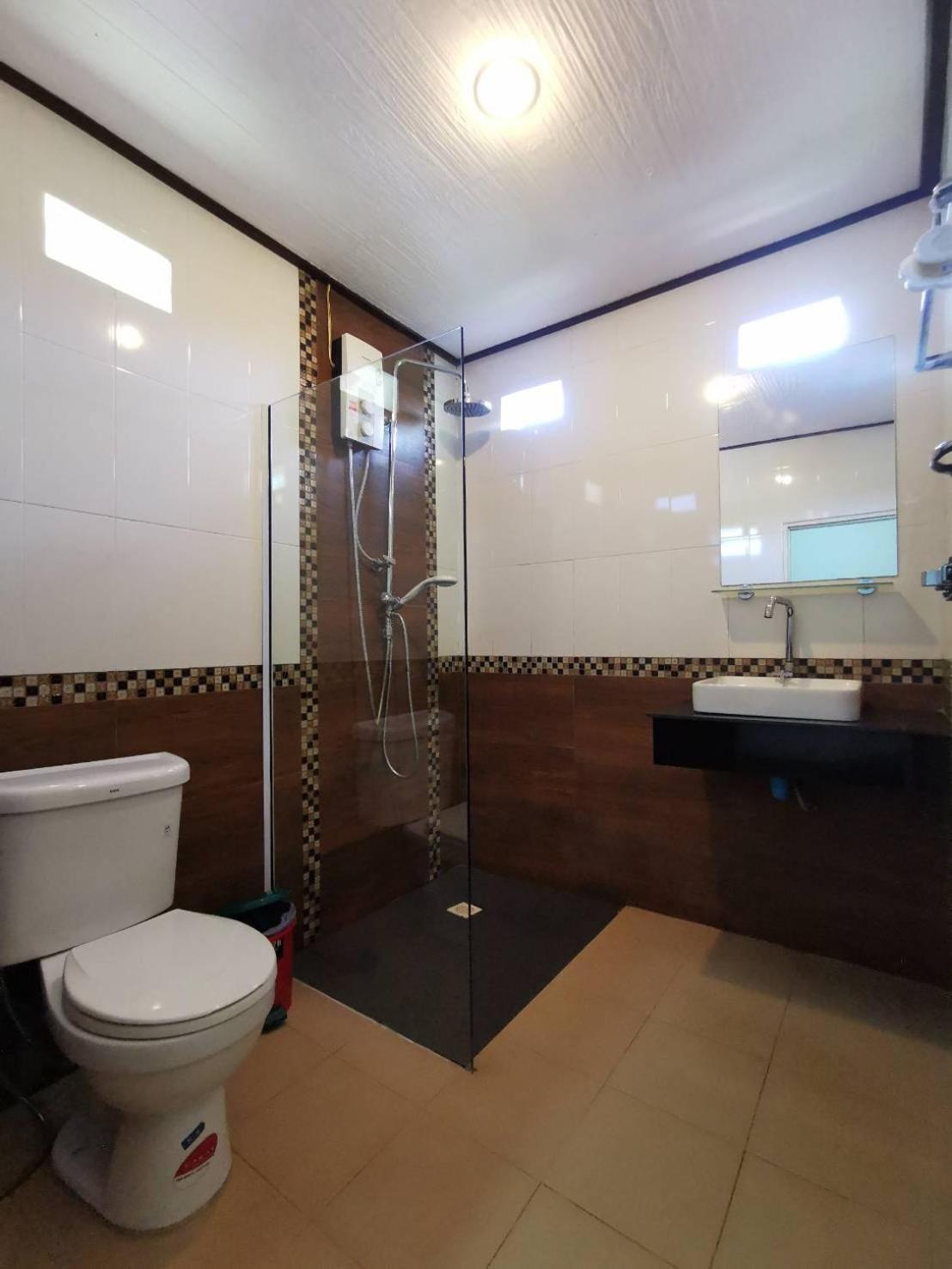 Lanta Sunny House