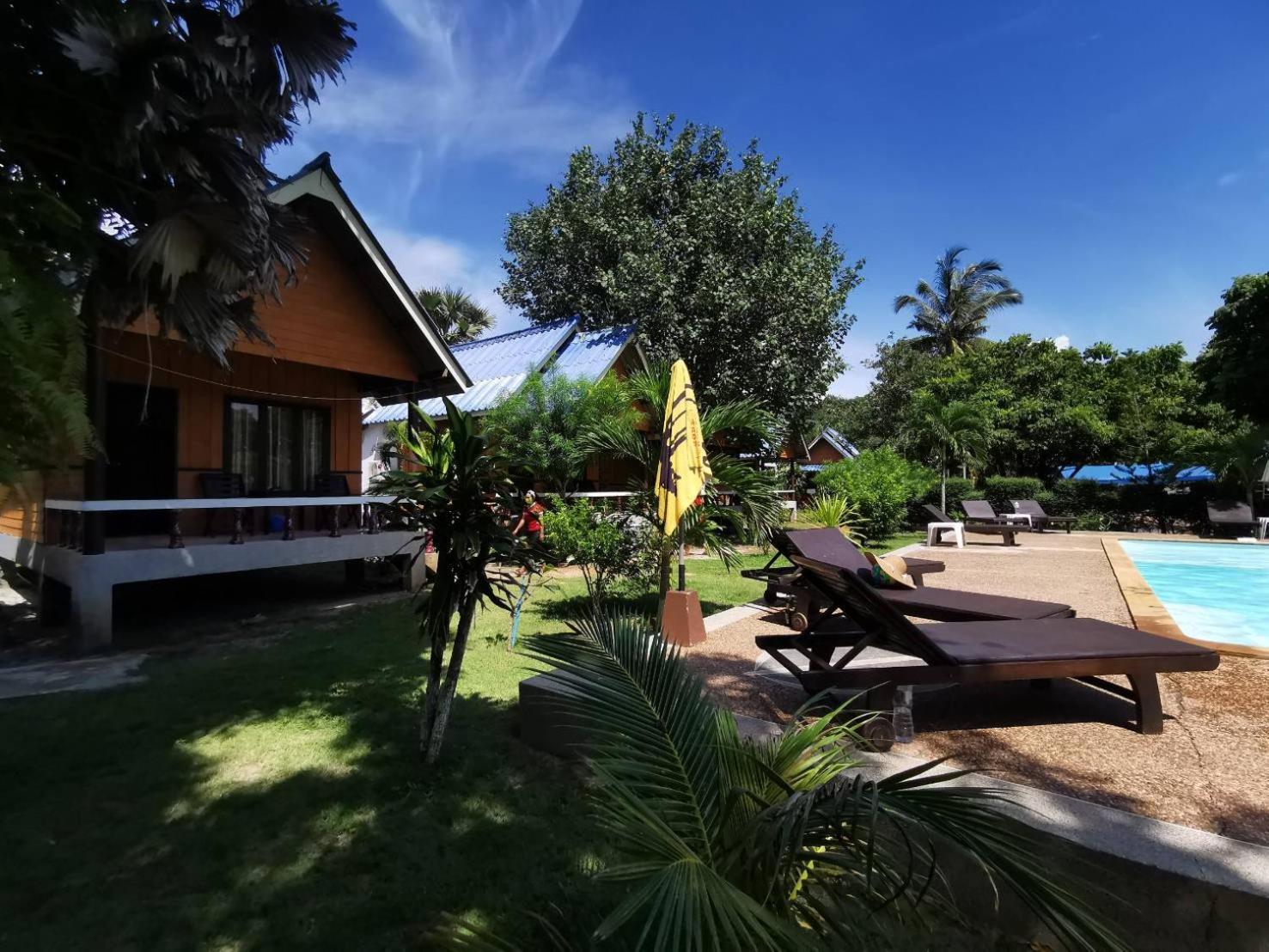 Lanta Sunny House