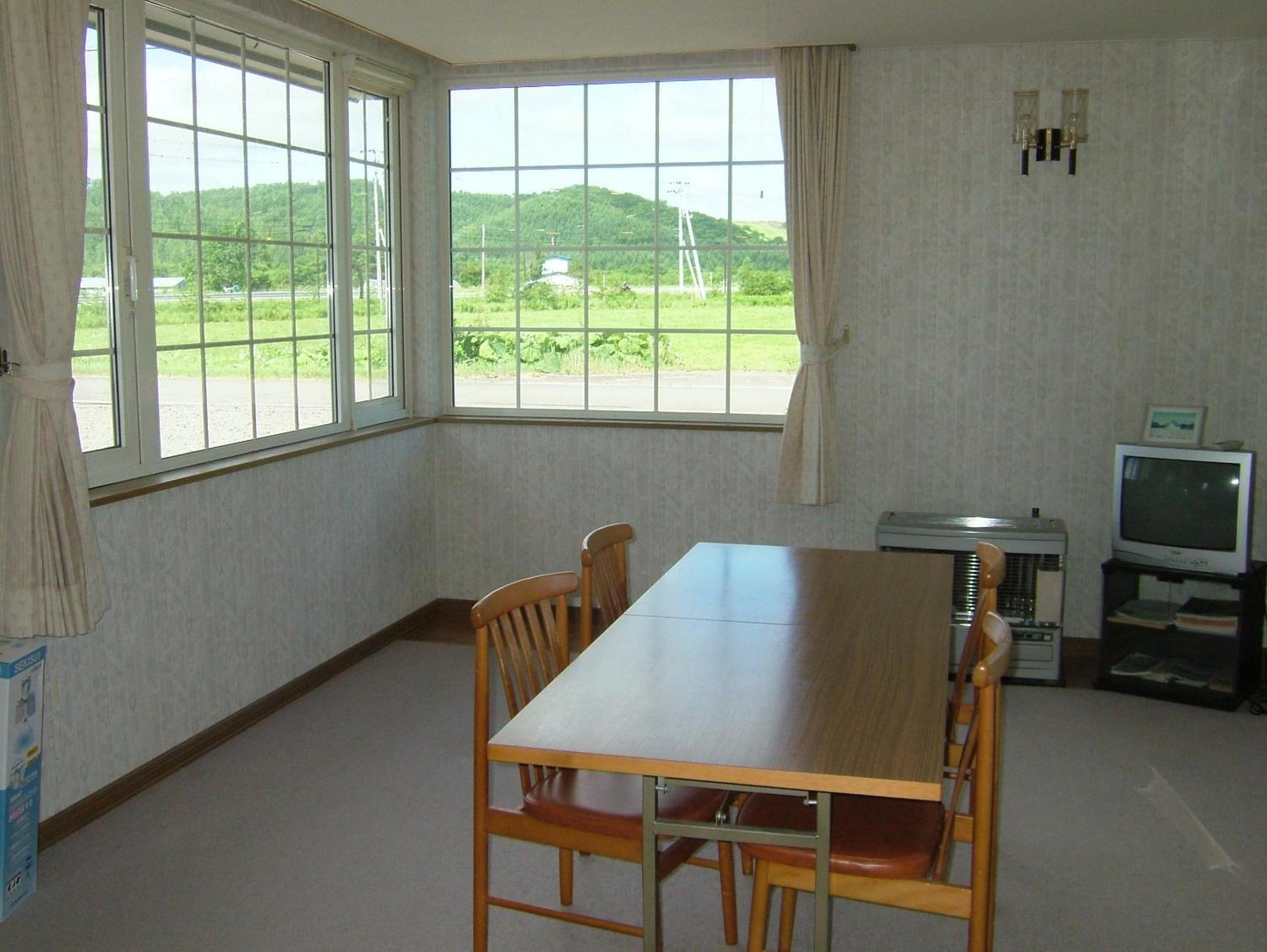 Farm Inn Tsurui view 4