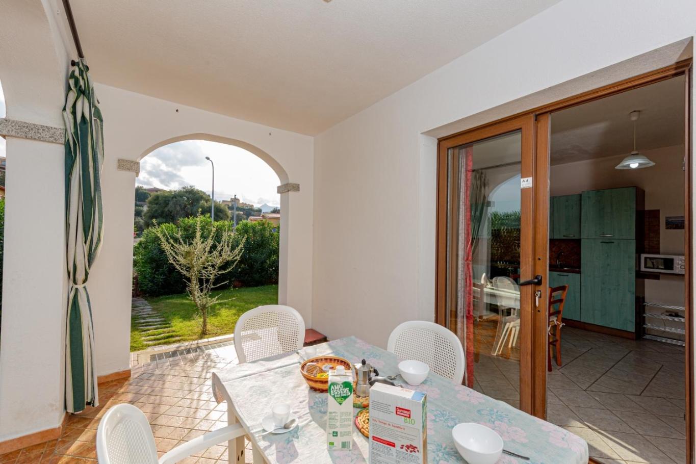 Appartamento Residenziale Trilocale 4 posti letto via Sardegna San Teodoro photo 4
