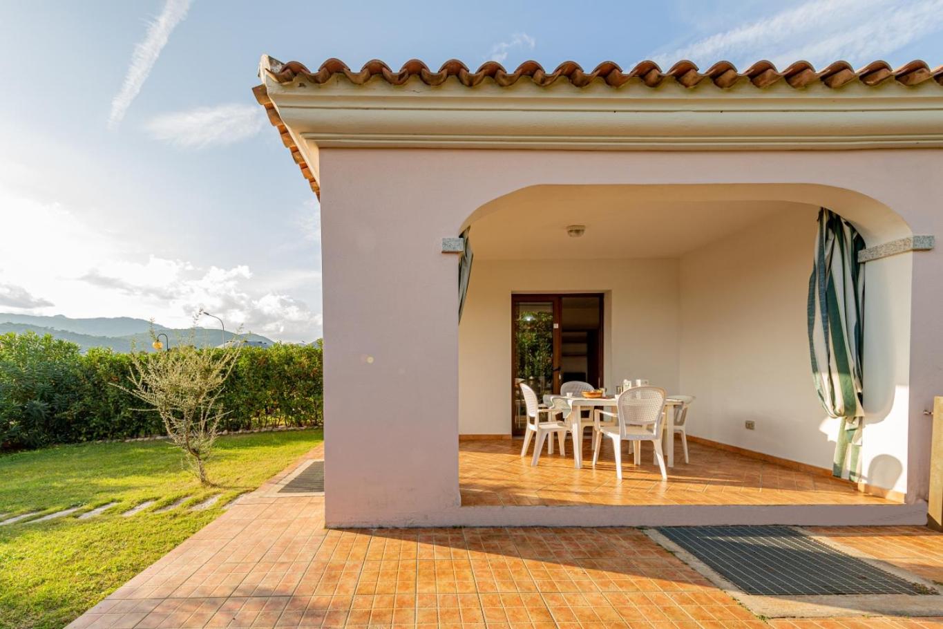 Appartamento Residenziale Trilocale 4 posti letto via Sardegna San Teodoro photo 3