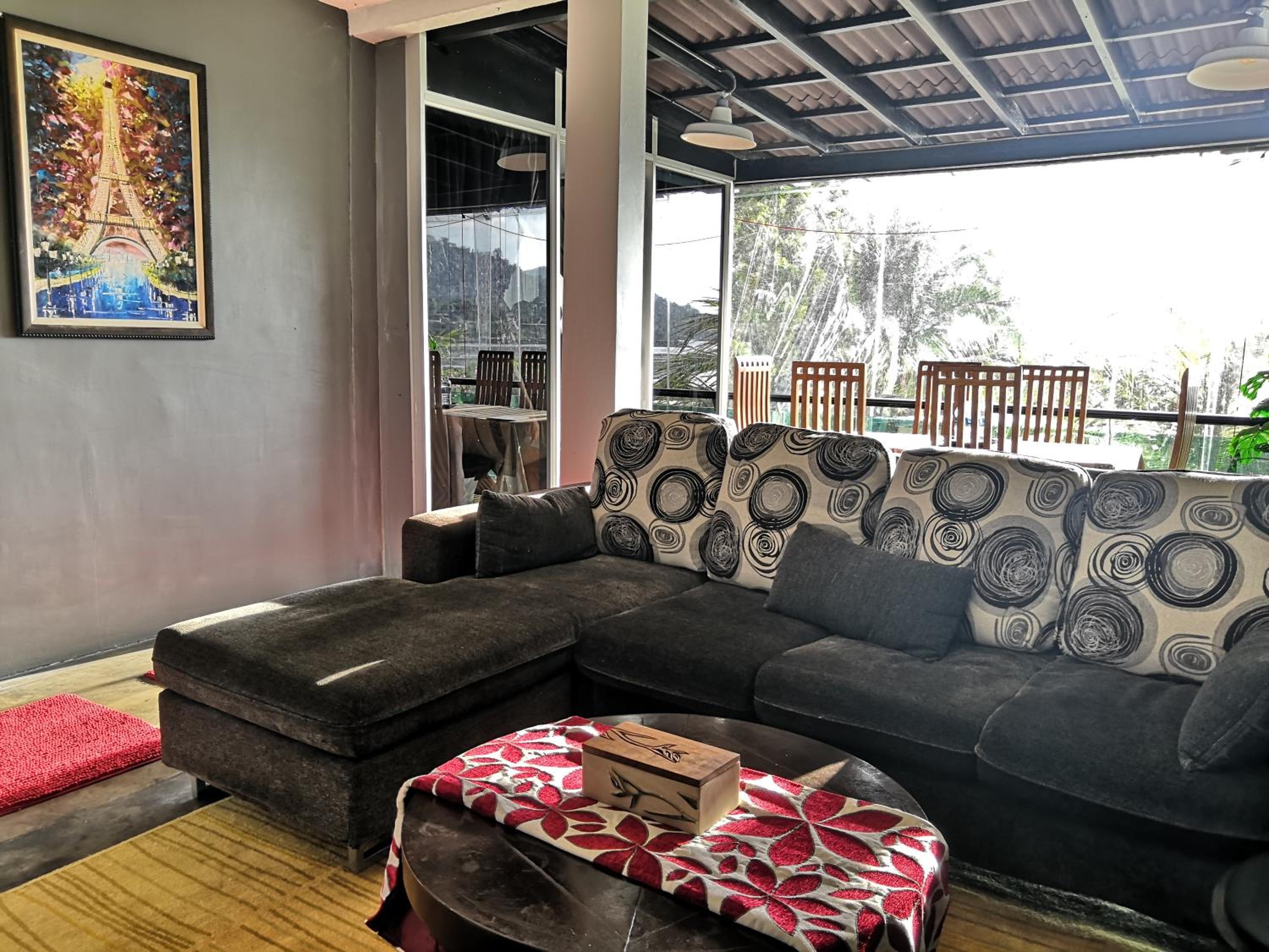 Alia Residence Business Resort