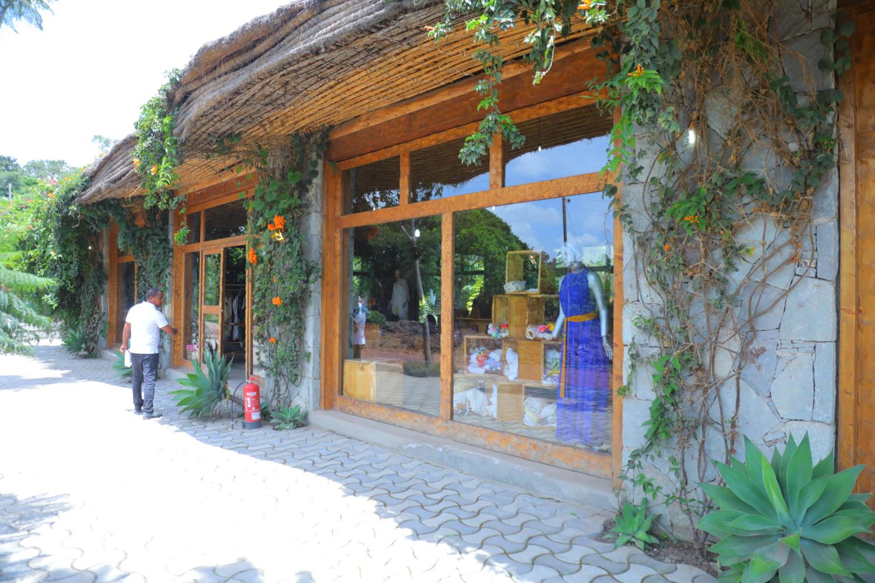 Kuriftu Resort & Spa Bishoftu