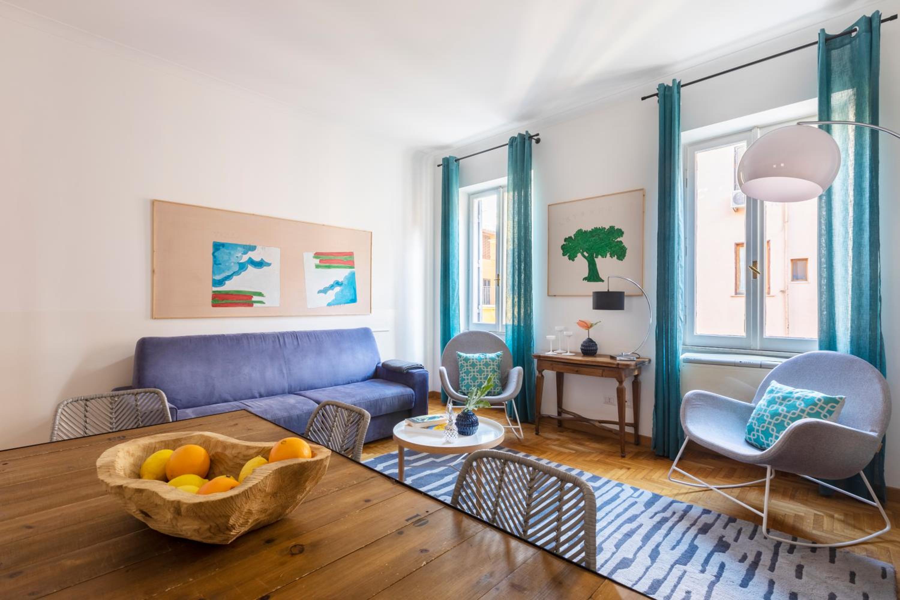 ROMAC Condotti with 3 bedrooms near the Spanish Steps