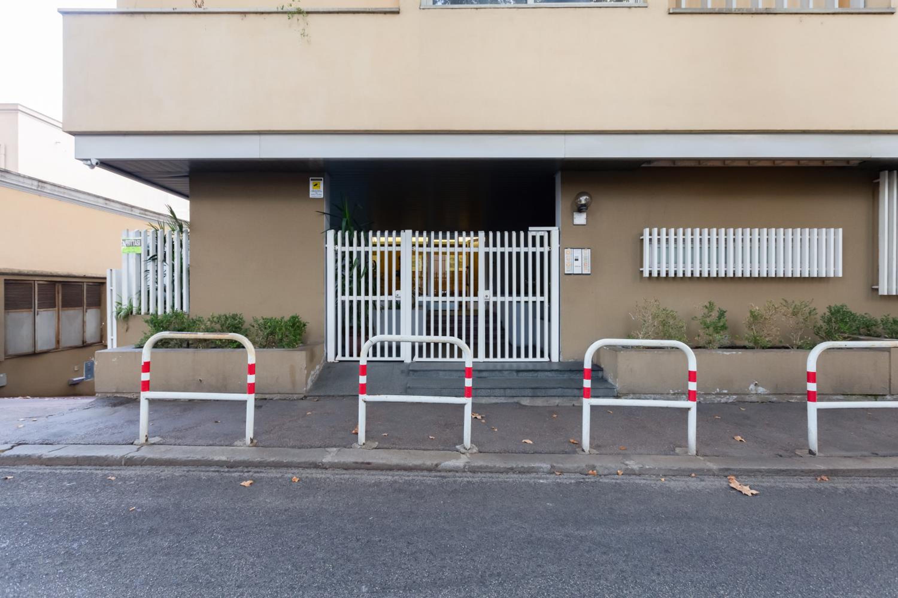 Giulio Cesare Apartment