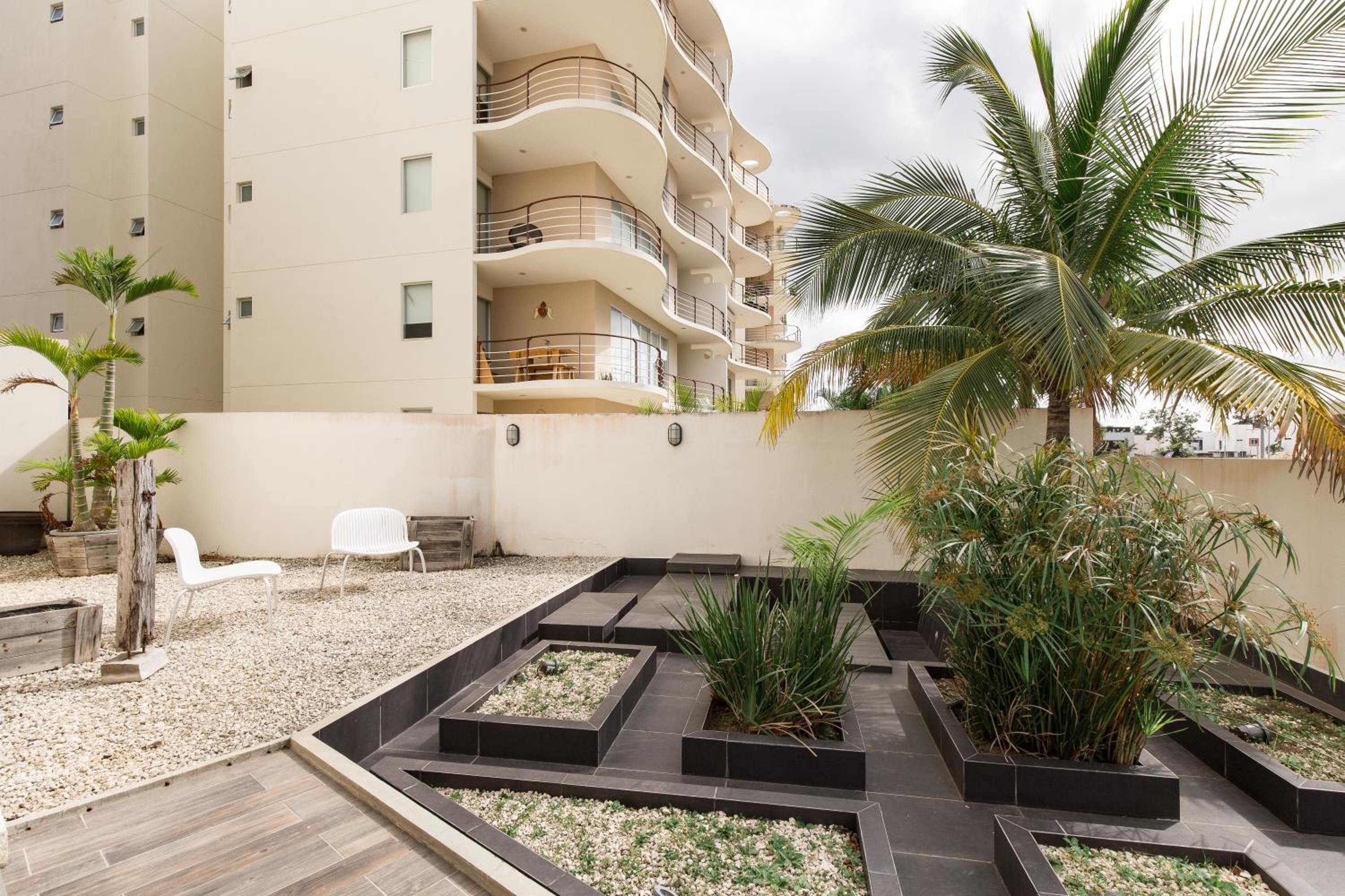 Large&modern apartment with private terrace