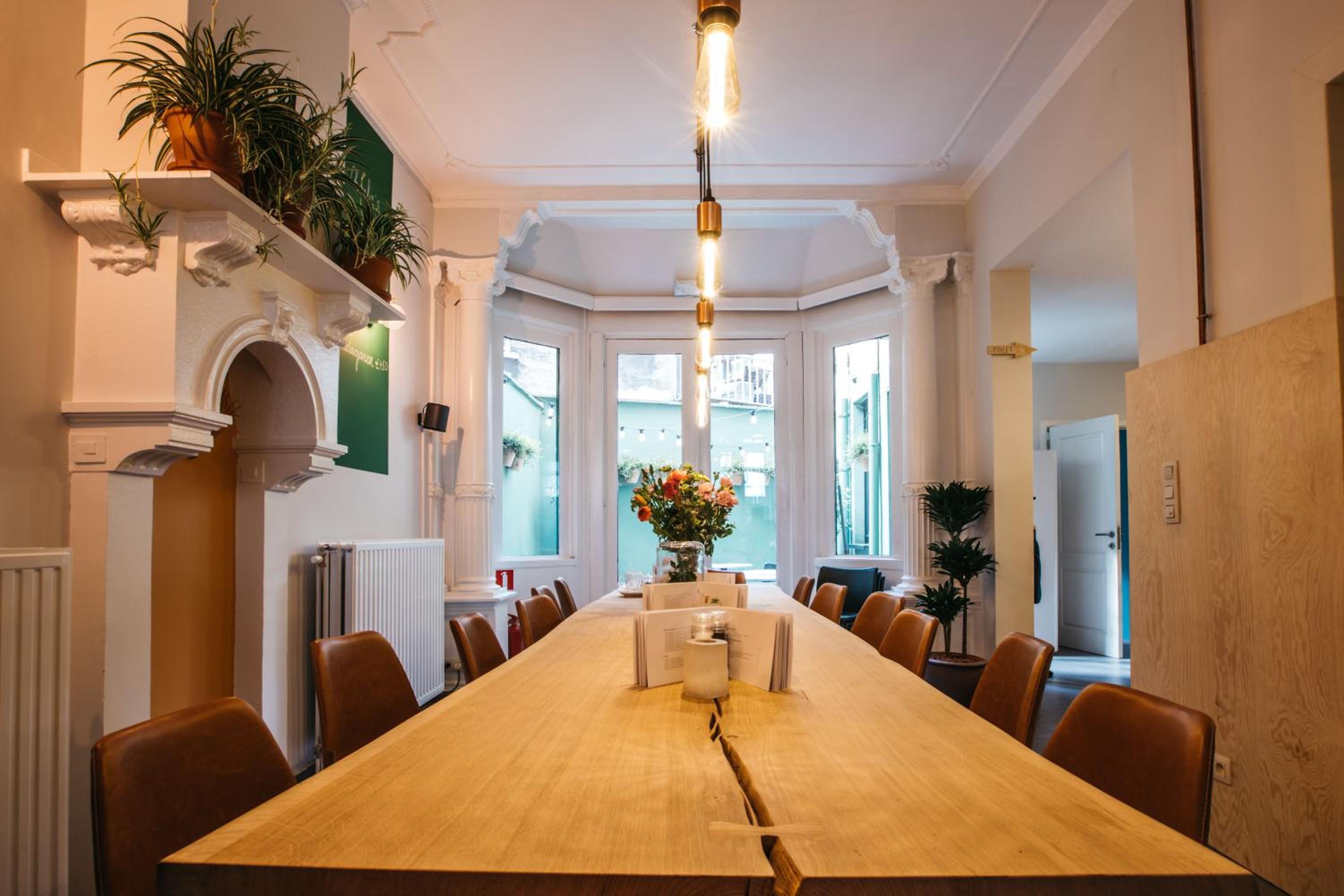 meeting & event spaces