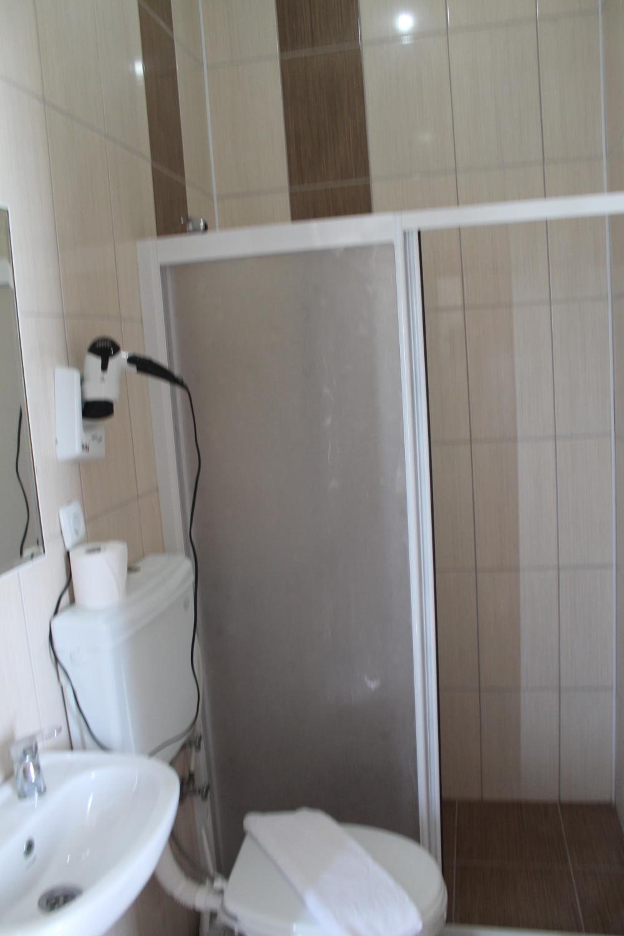 Rosella Hotel - Image 43