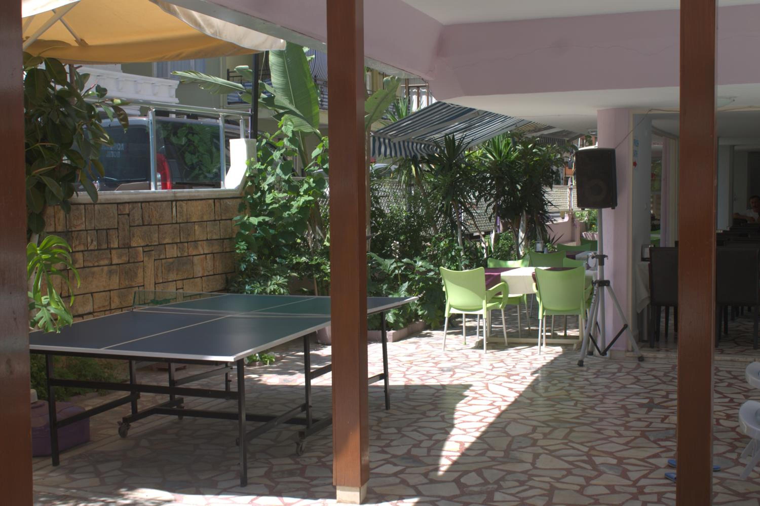 Rosella Hotel - Image 12