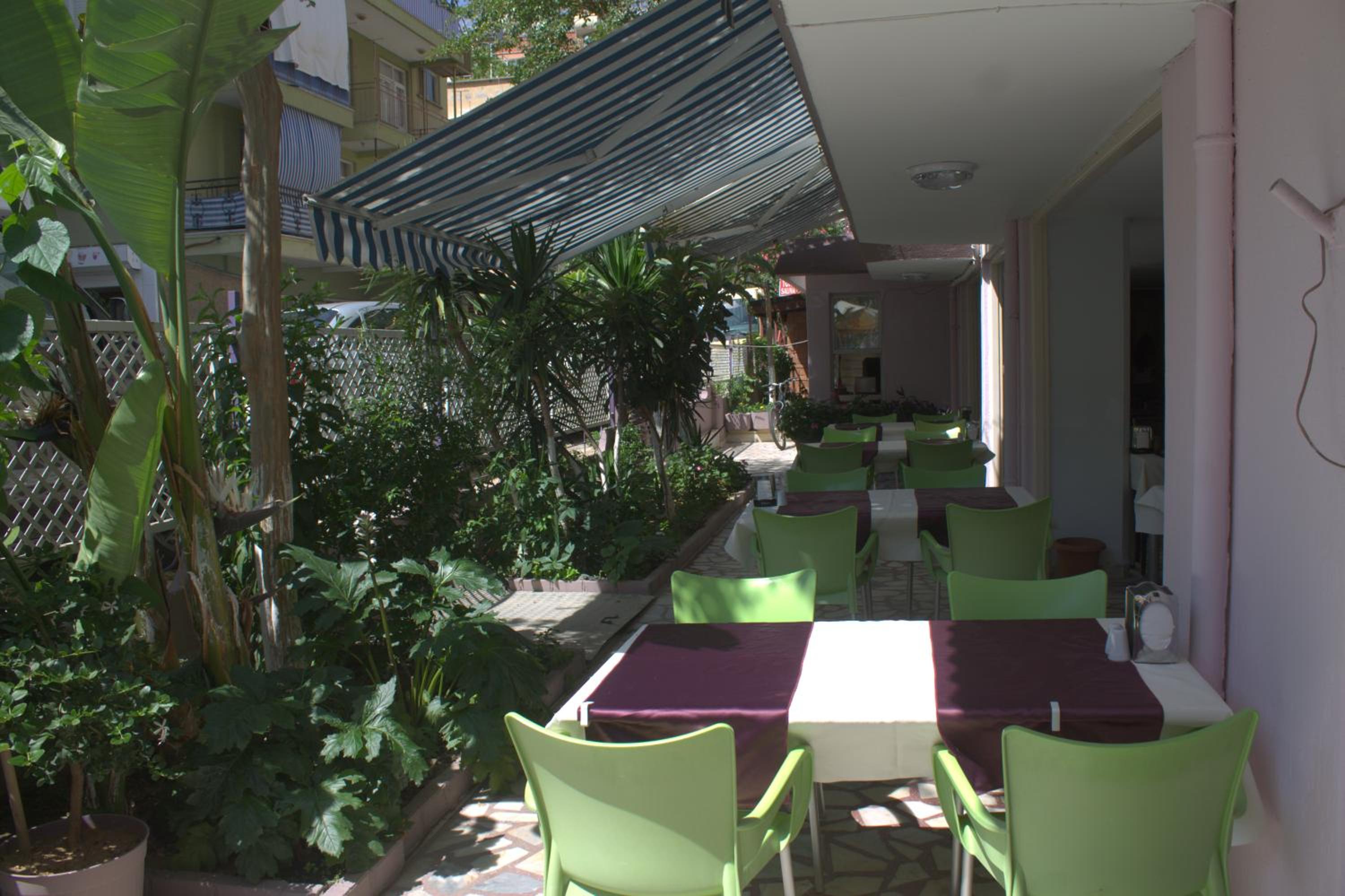 Rosella Hotel - Image 7