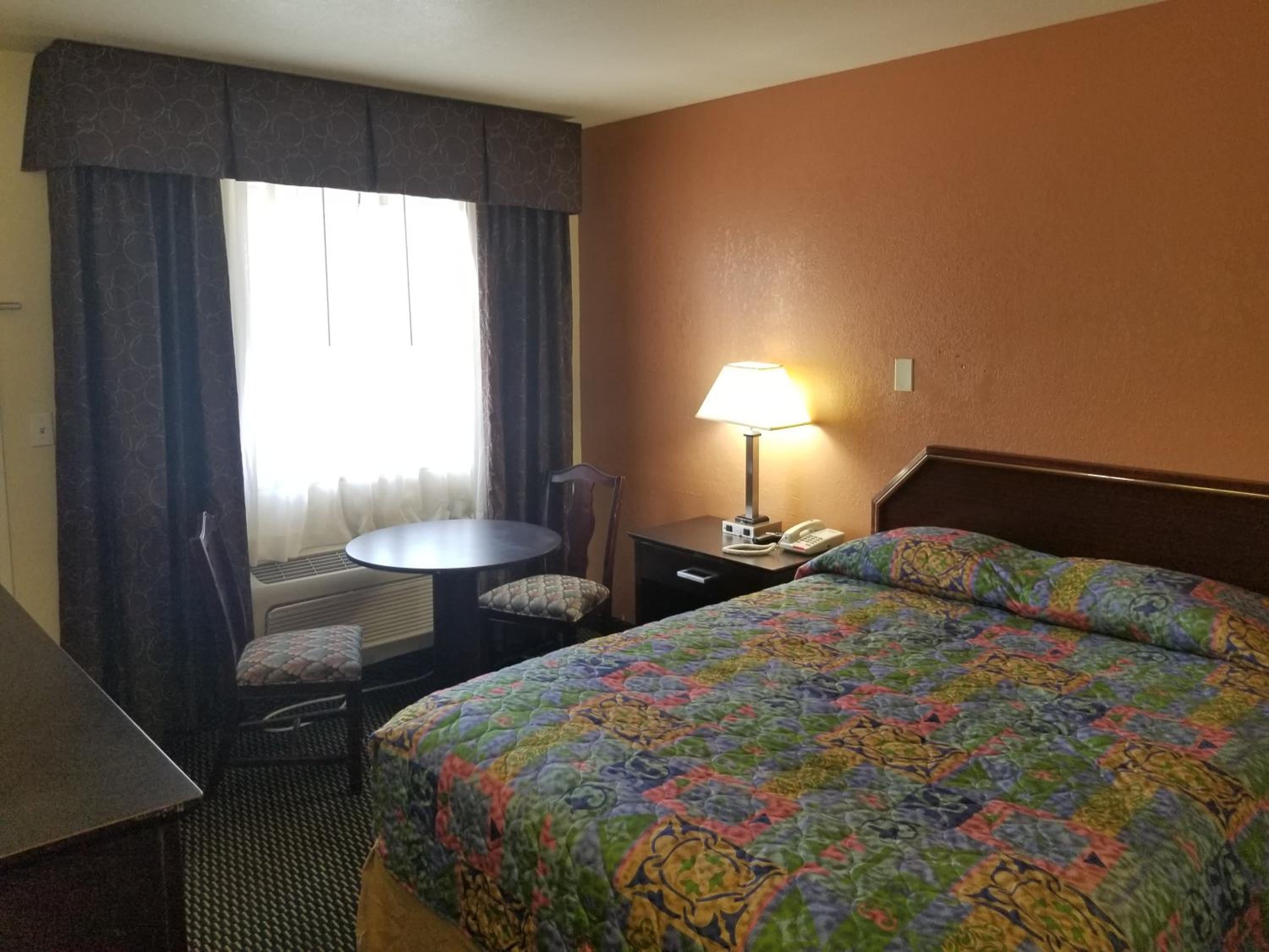 Macon Vacations - America's Best Inn - Macon - Property Image 22