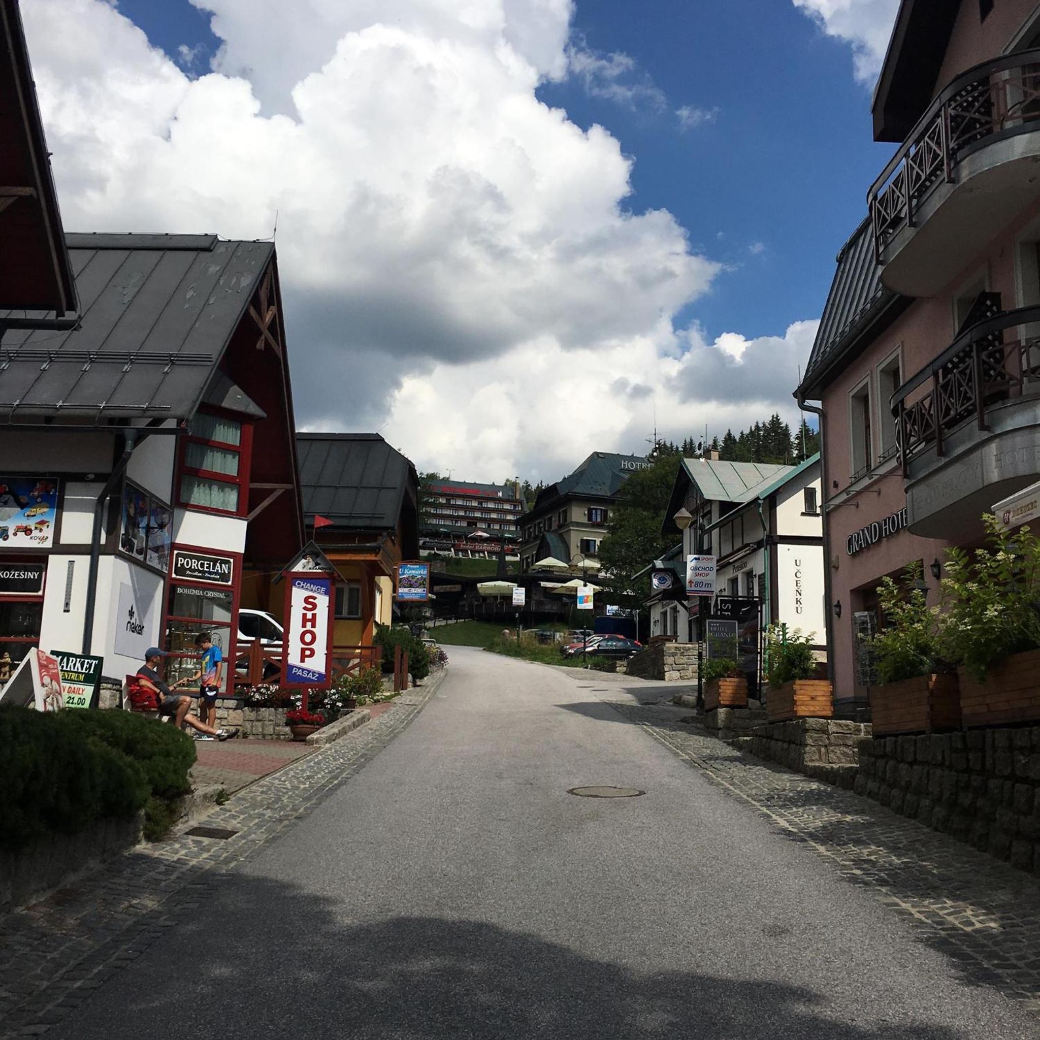Photo 24