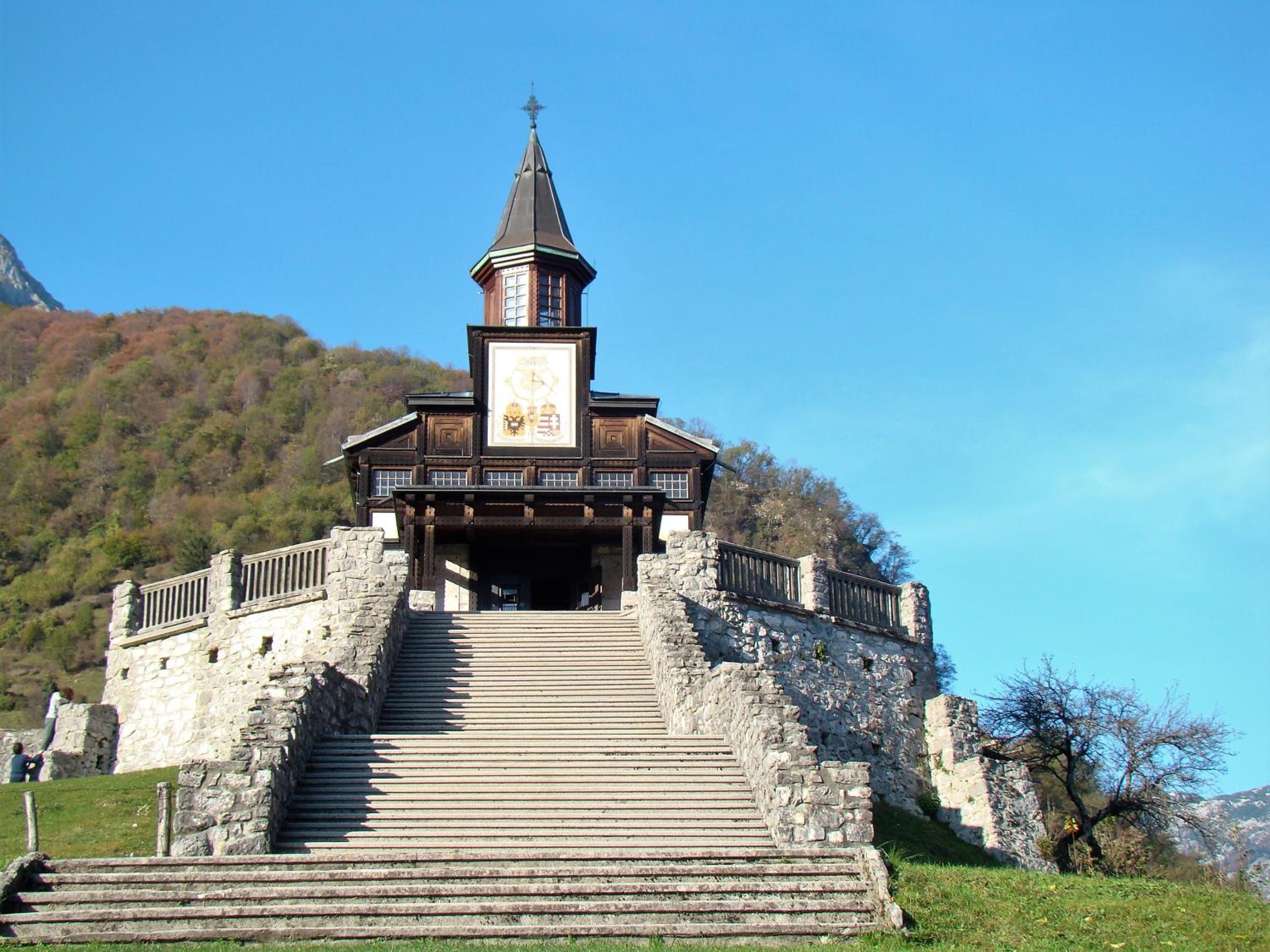 Photo 33