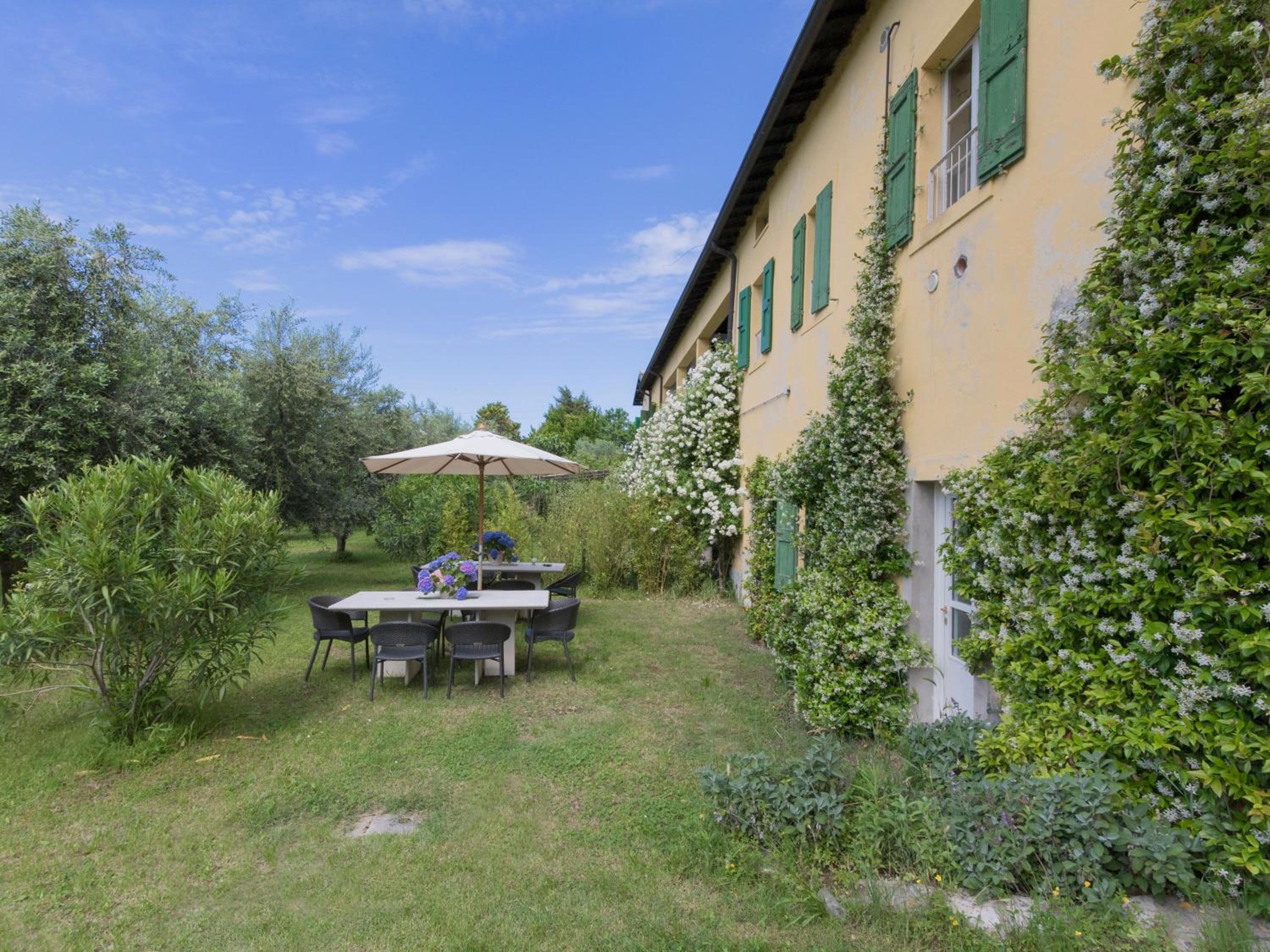 Wonderful Villa Botticelli view 4