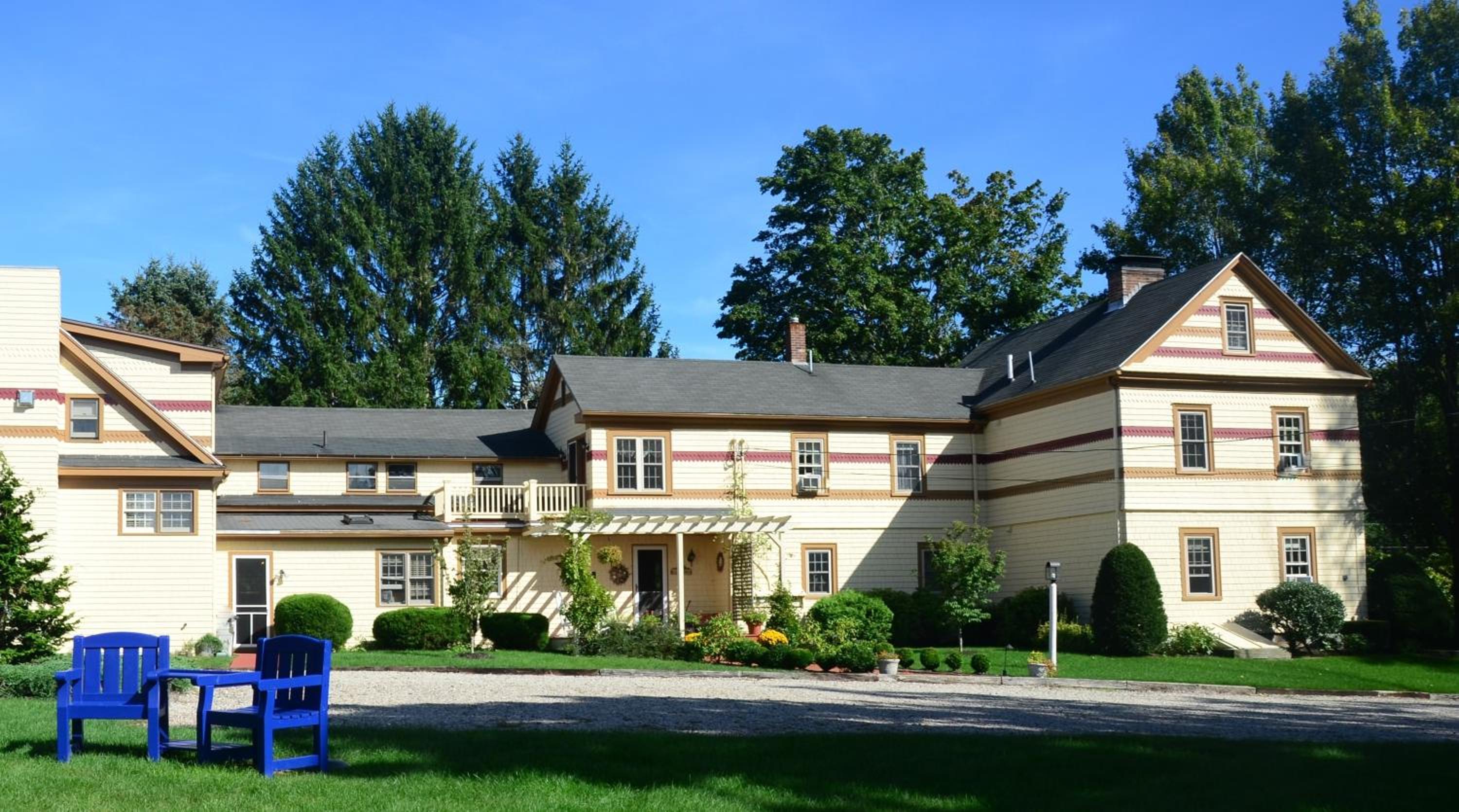 Hotel 1802 House Bed & Breakfast