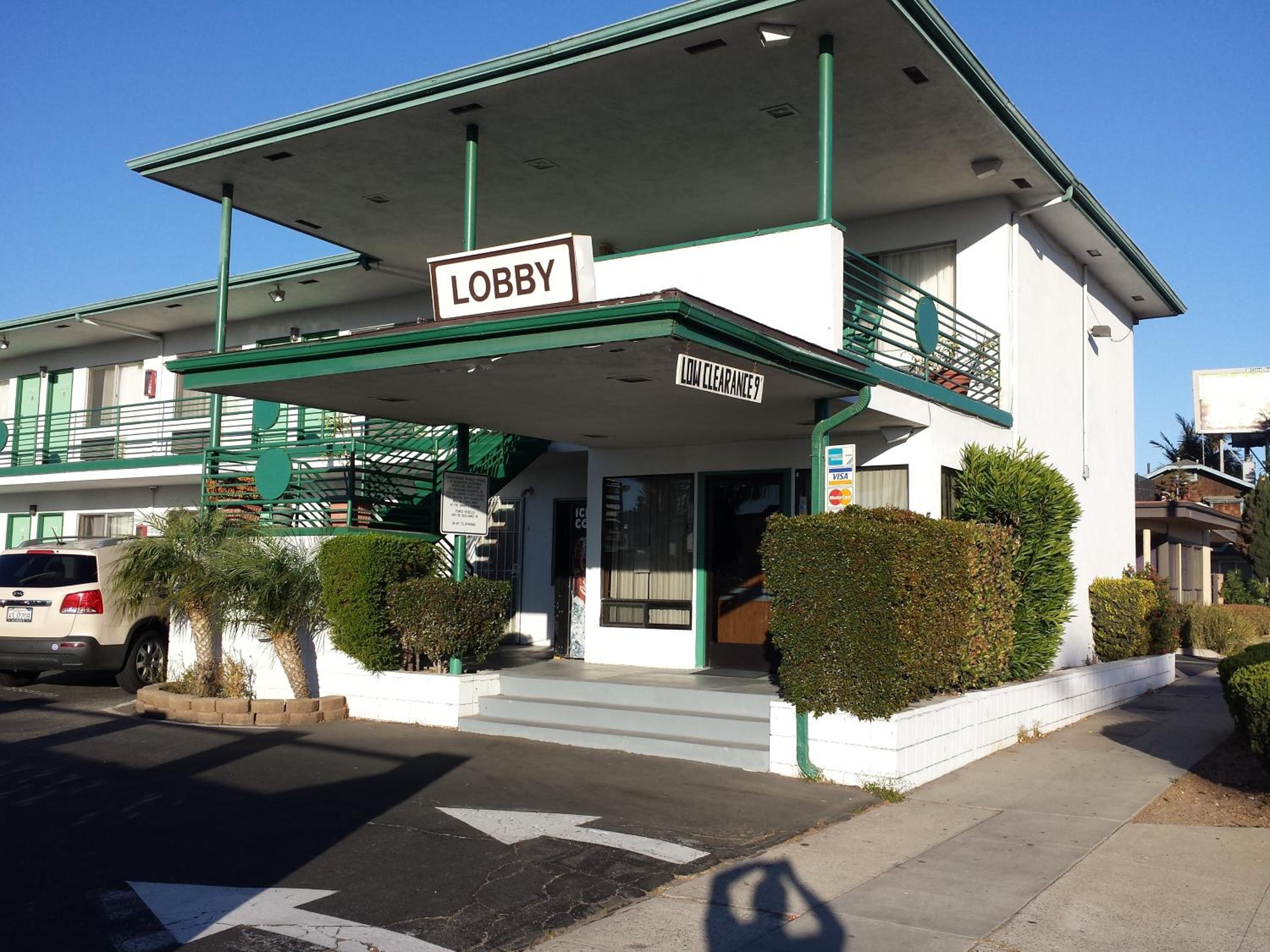 Ventura Vacations - Travelers Beach Inn - Property Image 14