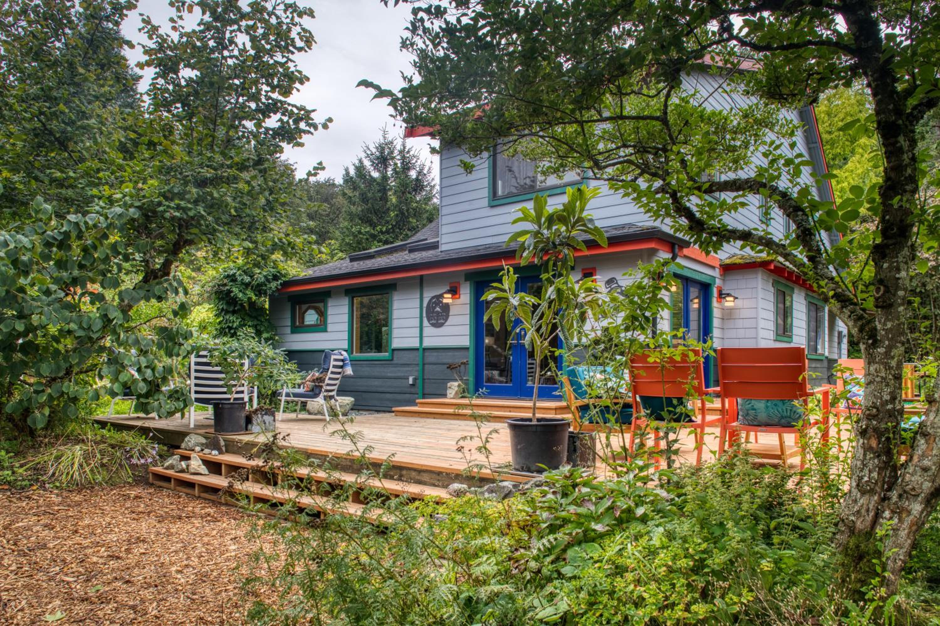 Hotel Sehome Garden Inn - Image 1