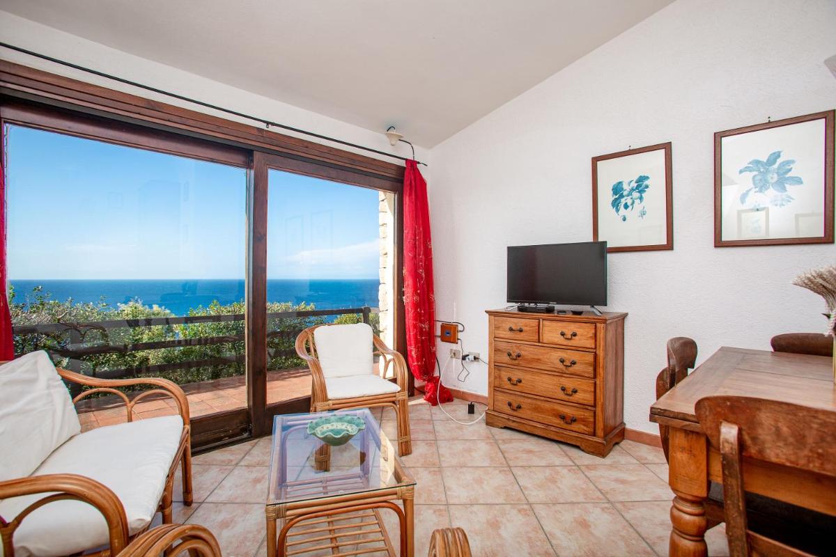 Villa Aurora - Costa Paradiso view 3